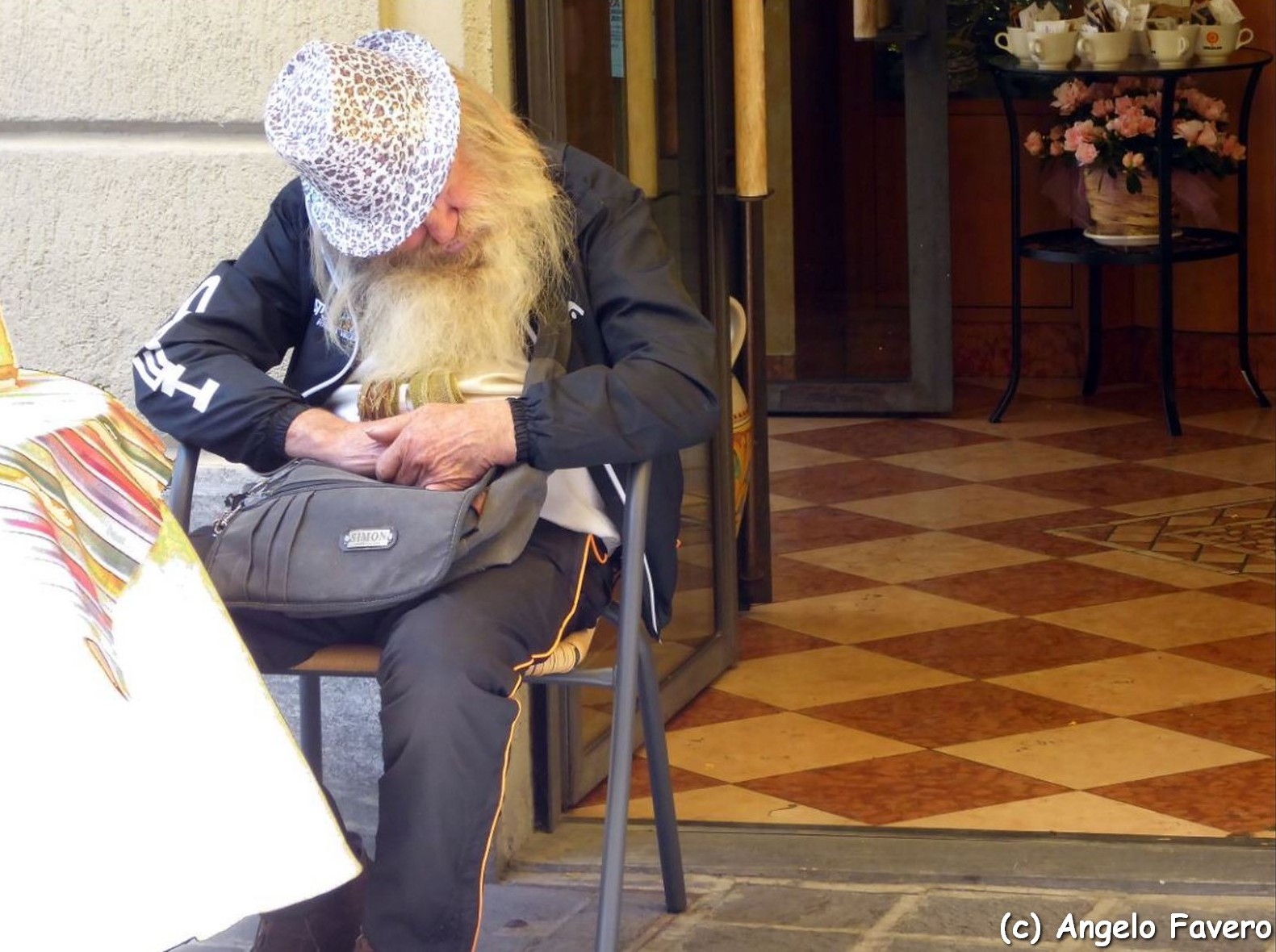 he told him "wait for me I'll be right back"...