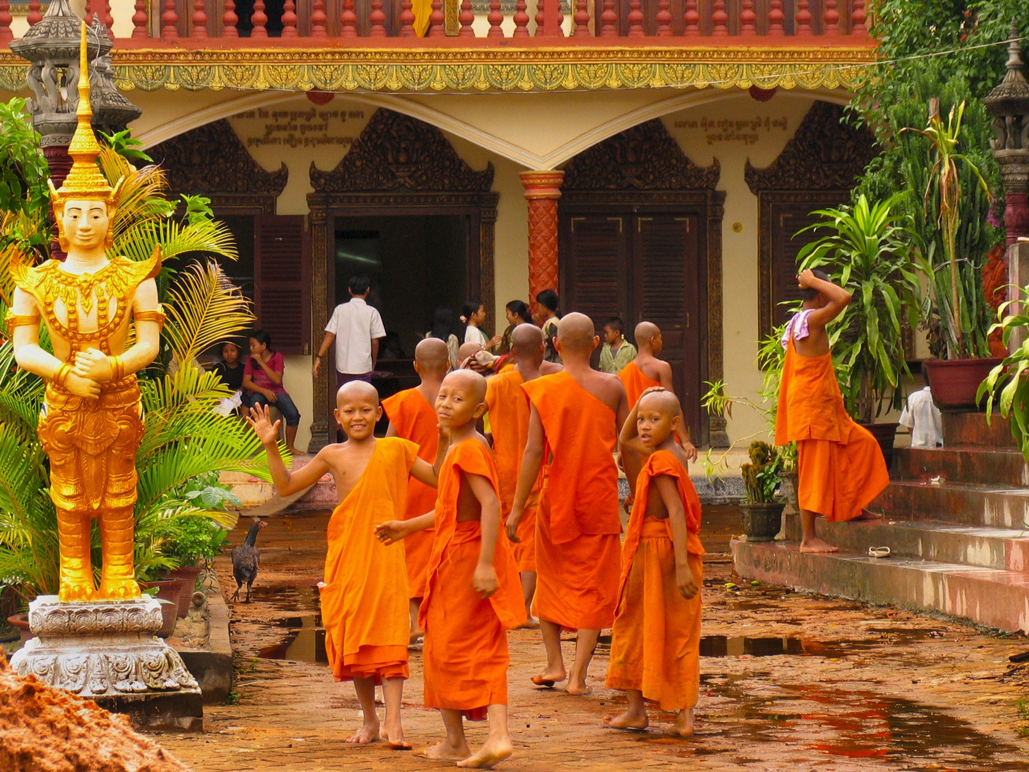 Thailand 2007 - Orange Cheer