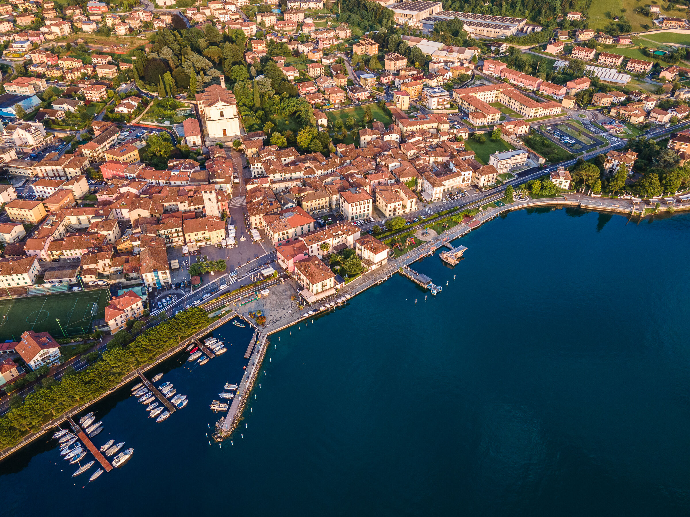 Pisogne, il lungolago