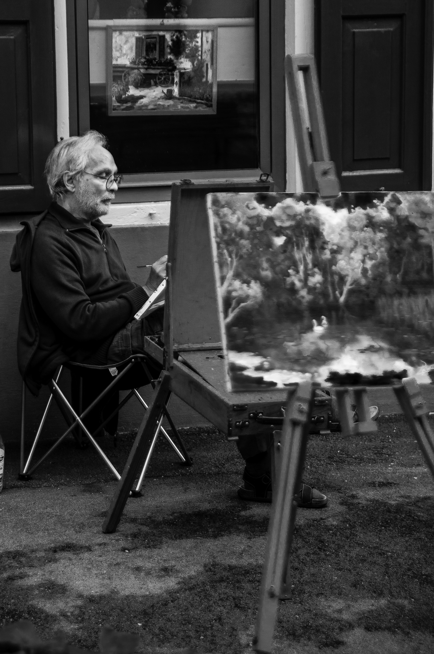 Il personaggio nel ritratto che ritrae un quadro