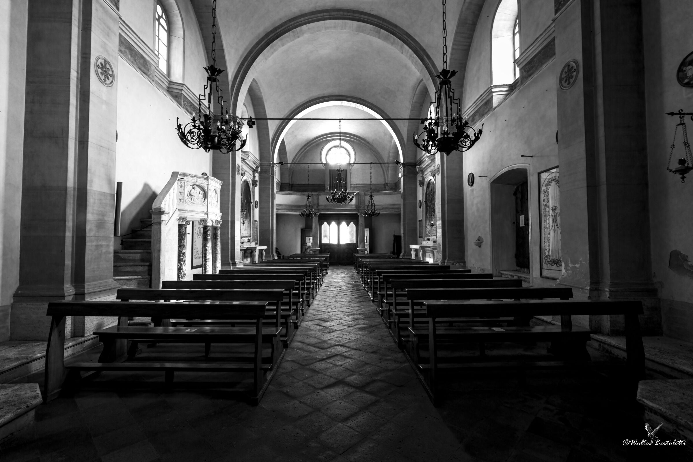tra la luce e il buio
