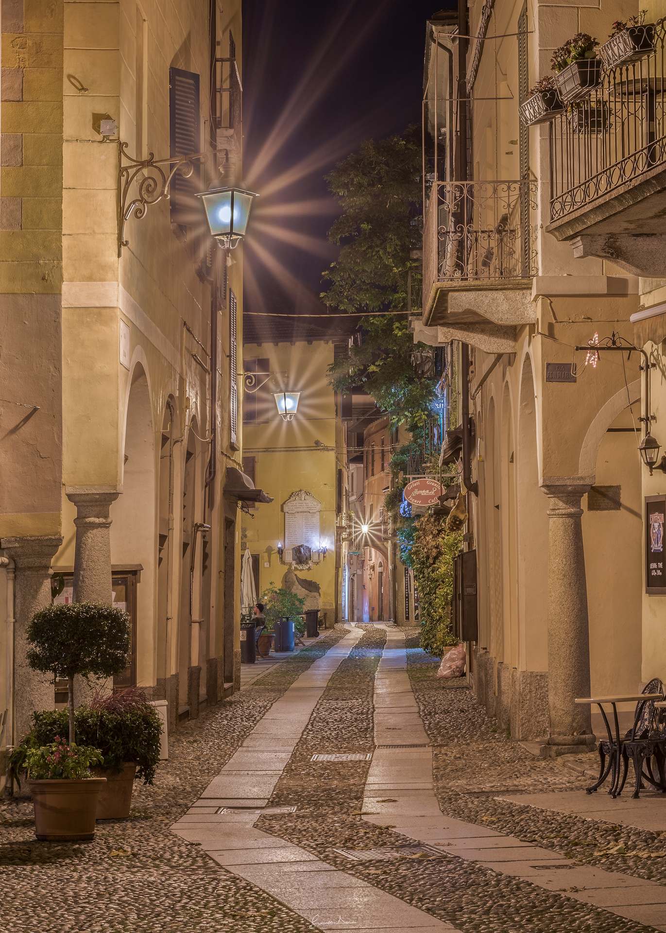 per i vicoli di Orta