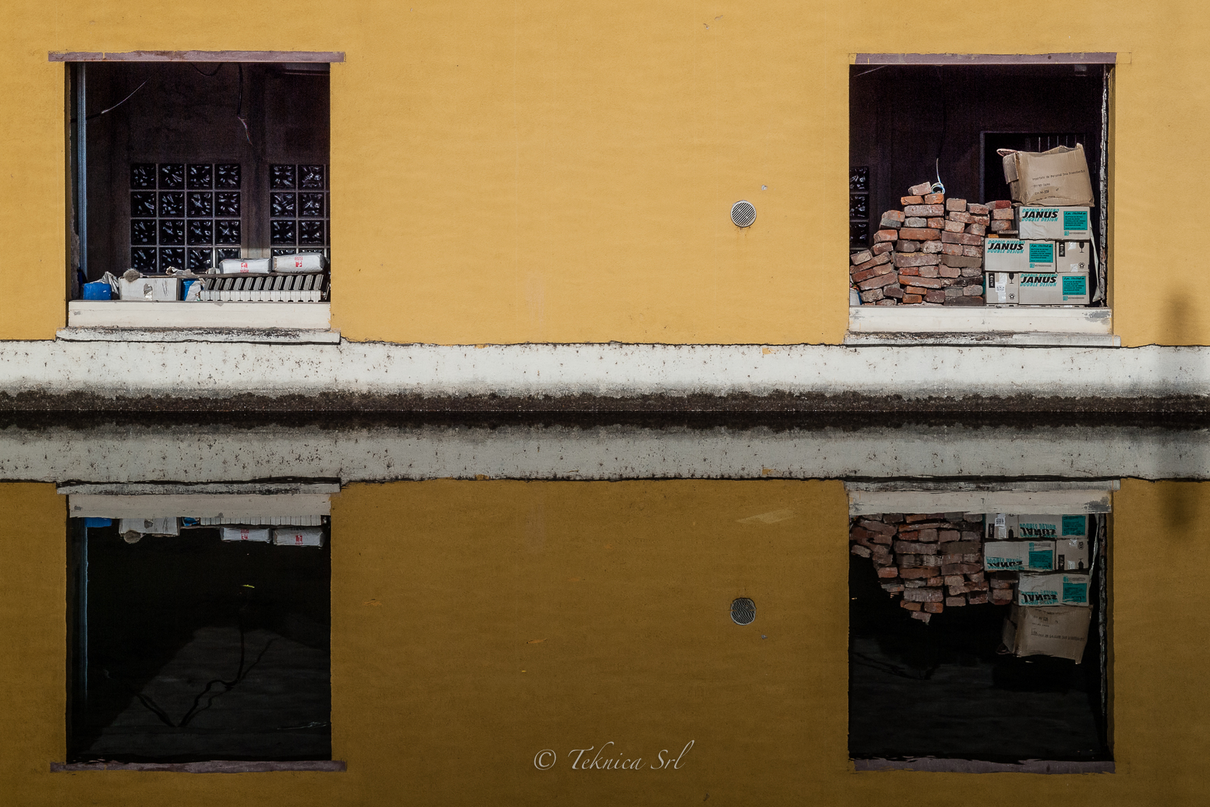 Lavoro allo specchio