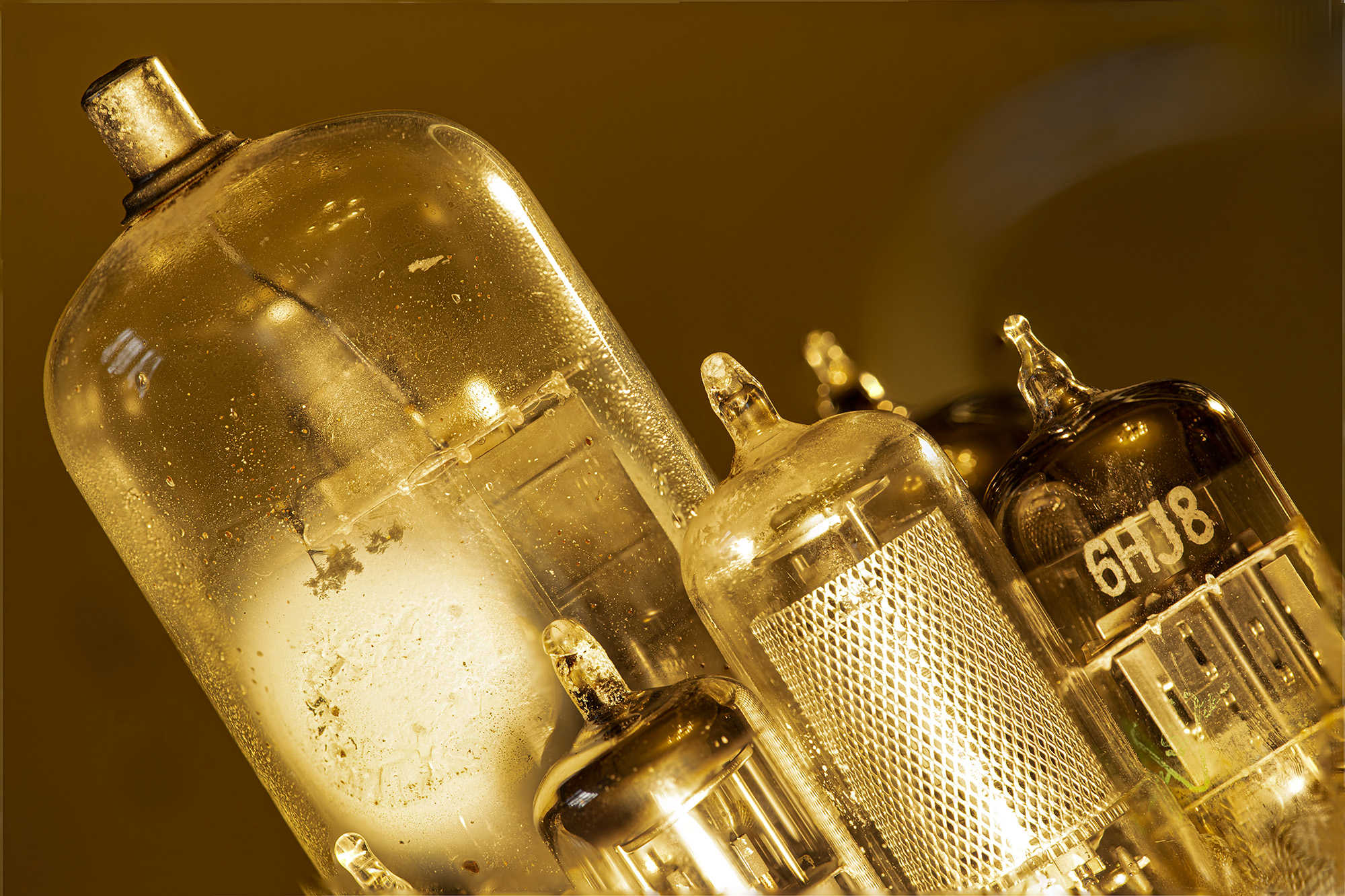 Dalle valvole ai Diodi