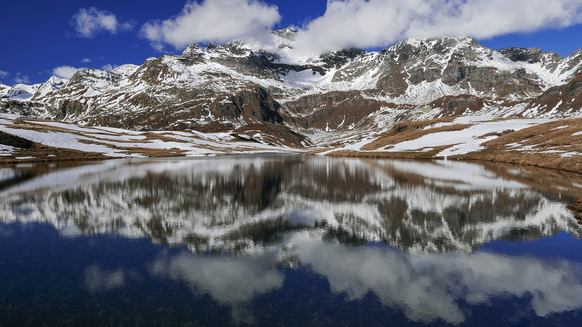 lago della satta( grande est del devero)