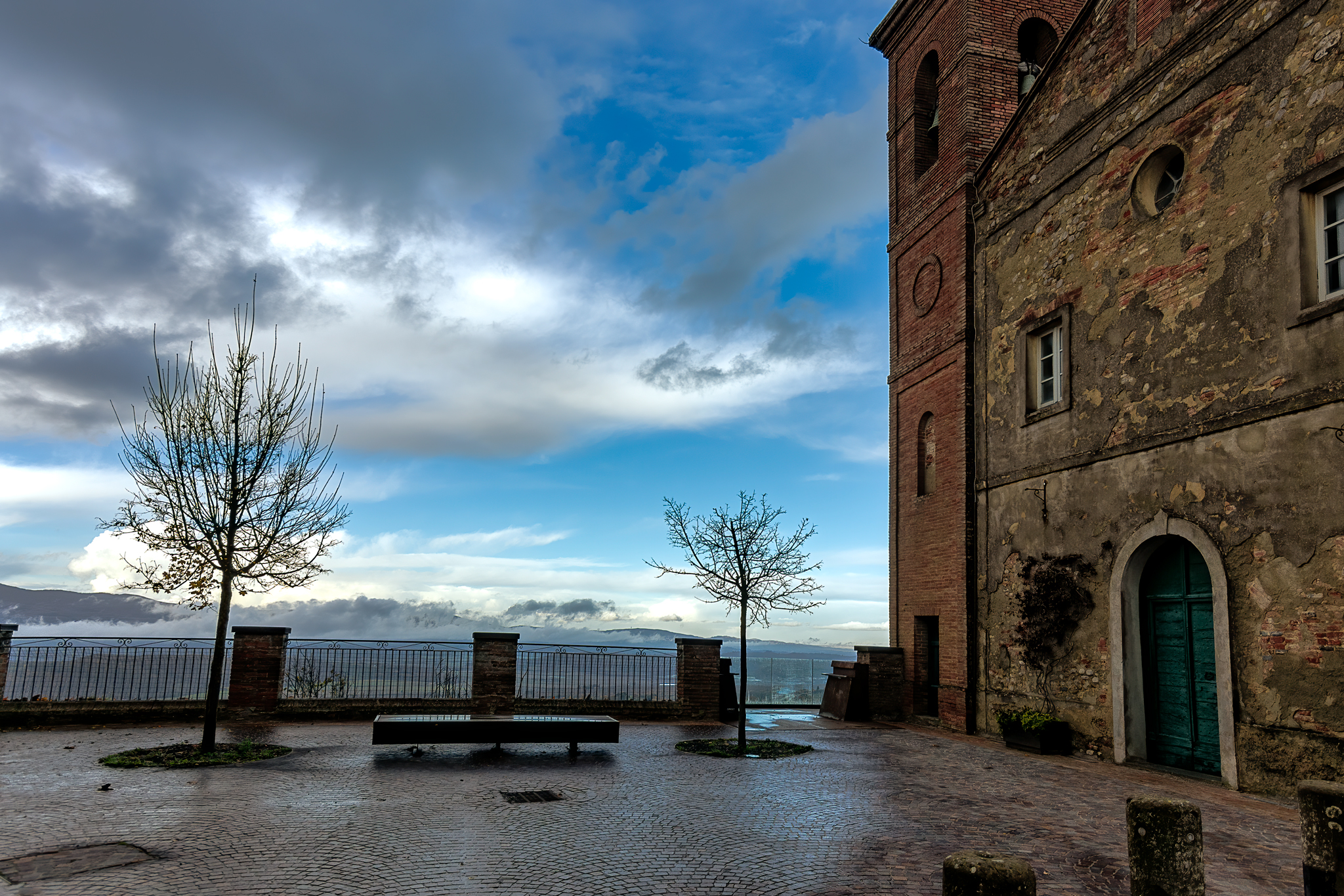 umbria (city of the parish church) on Tuscany