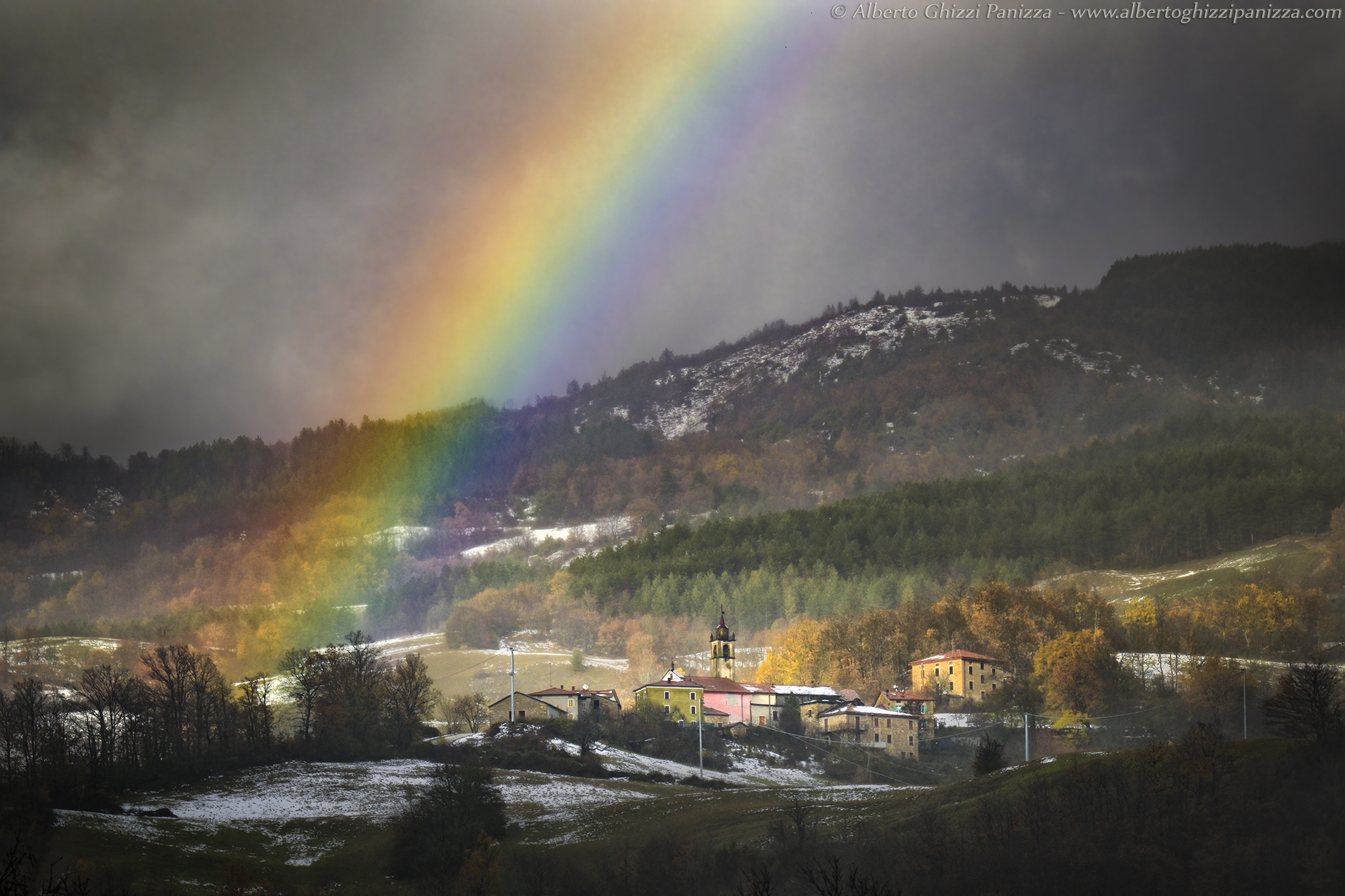 Arcobaleno sul paesino