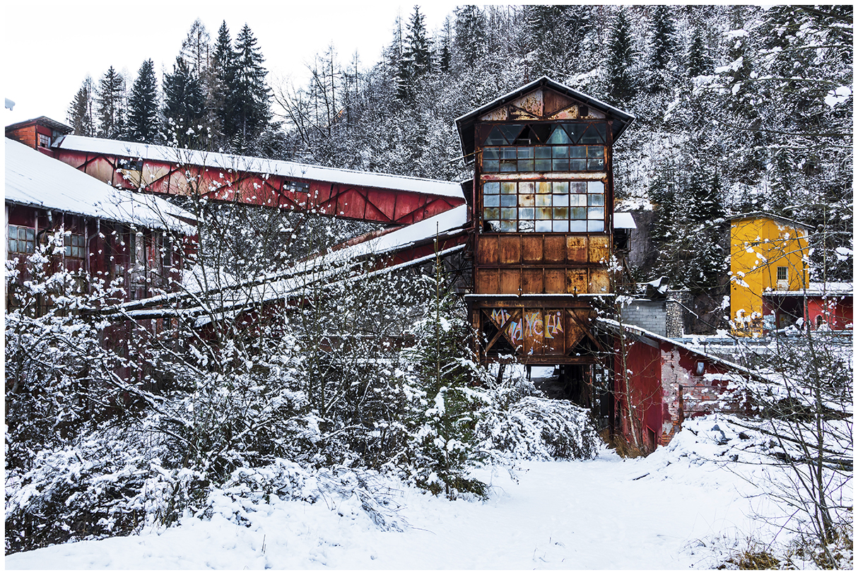 old disused mine (upper Trompia valley)