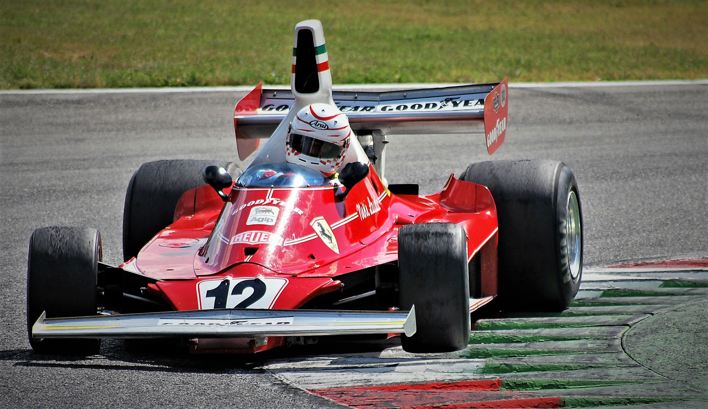 la rossa di niki lauda