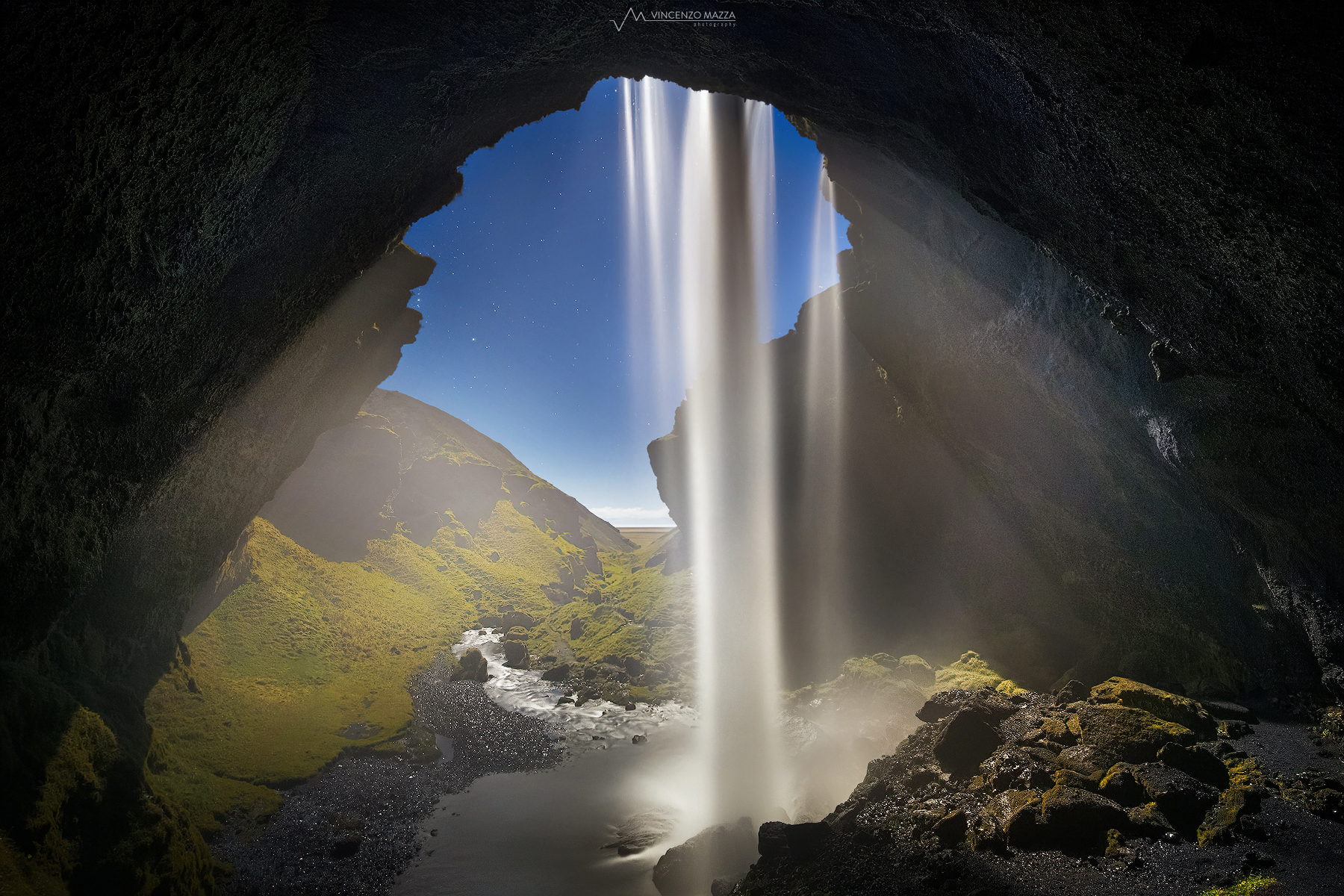 Cascata al chiaro di luna