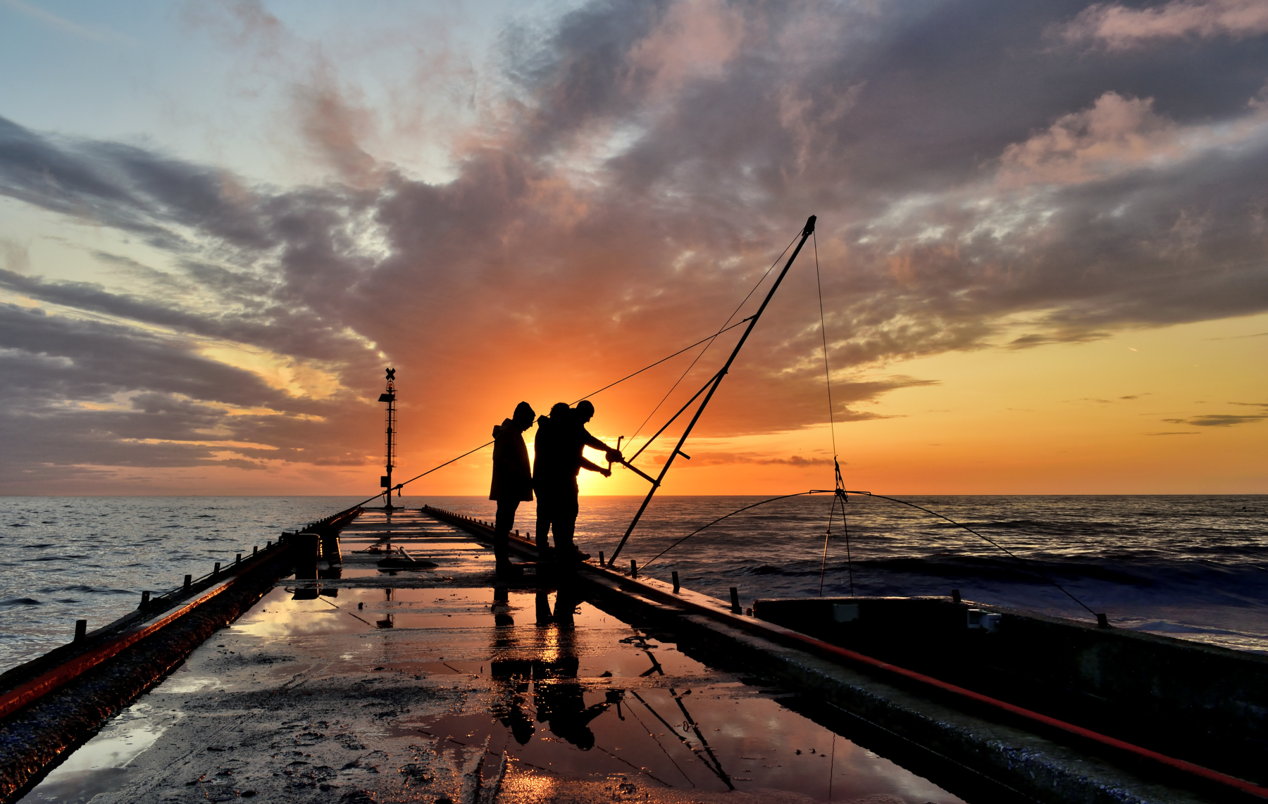 all'ombra dell'ultimo sole...