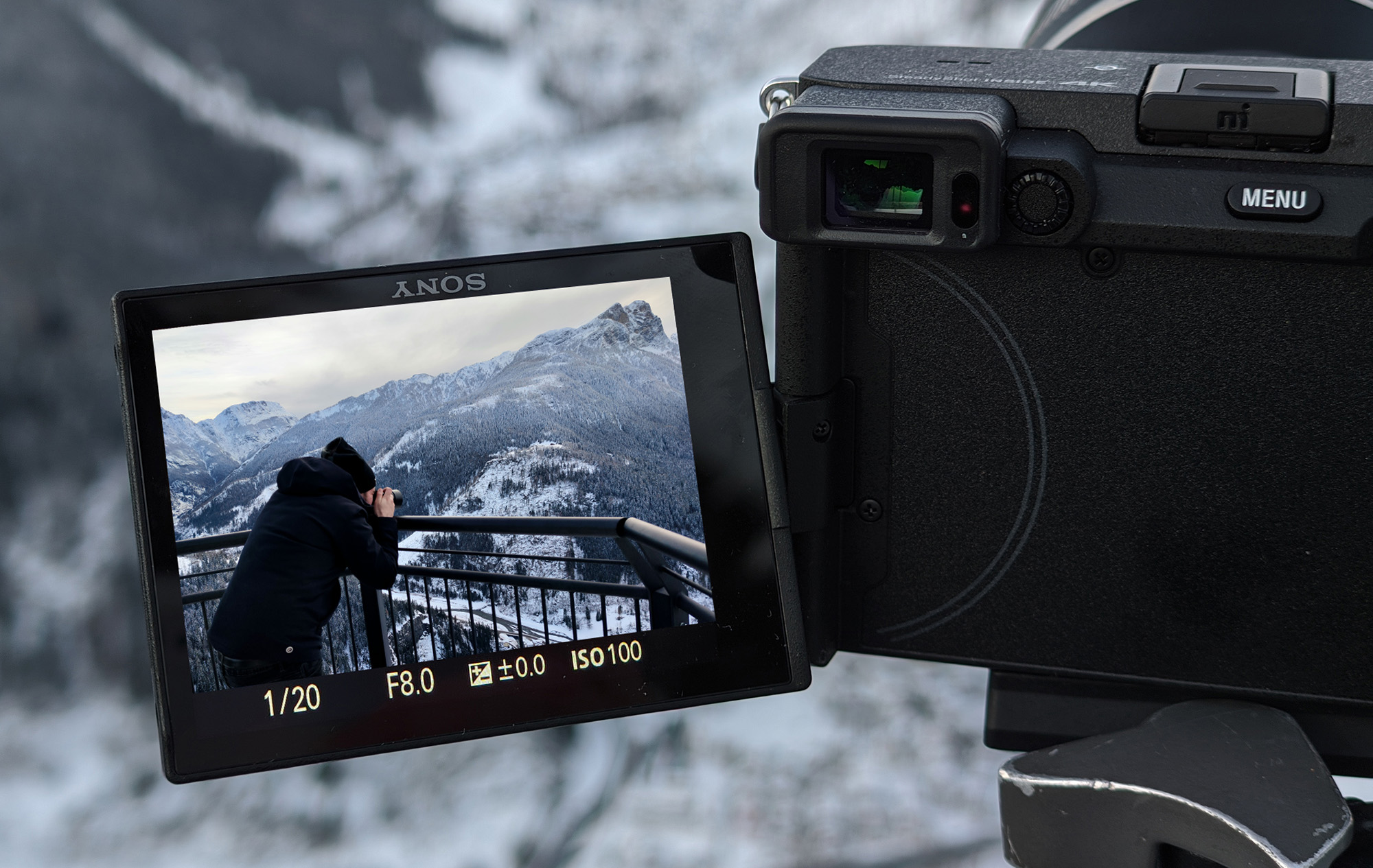 Sony a7c, schermo snodato