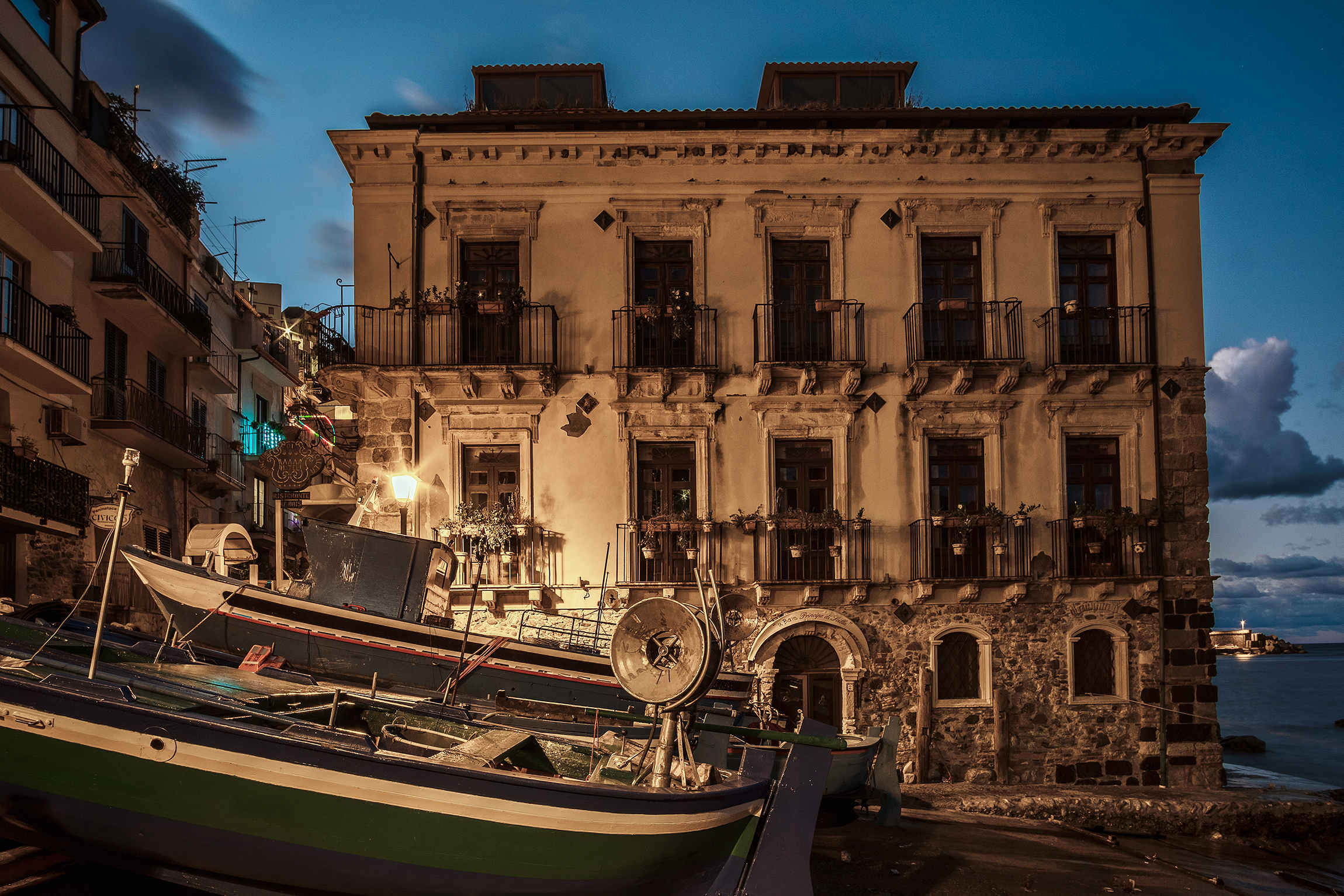 Scilla