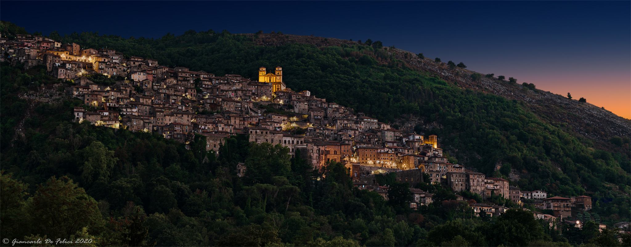 Artena
