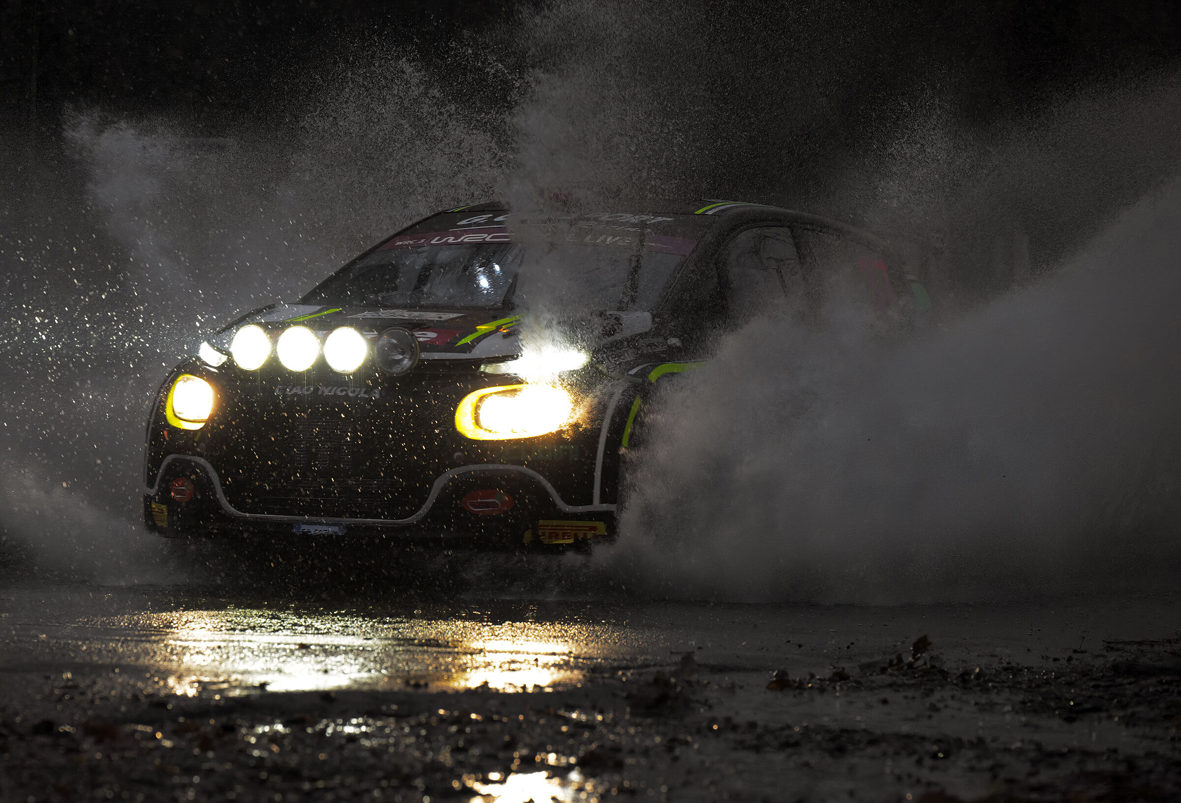 Pirata nella Tempesta