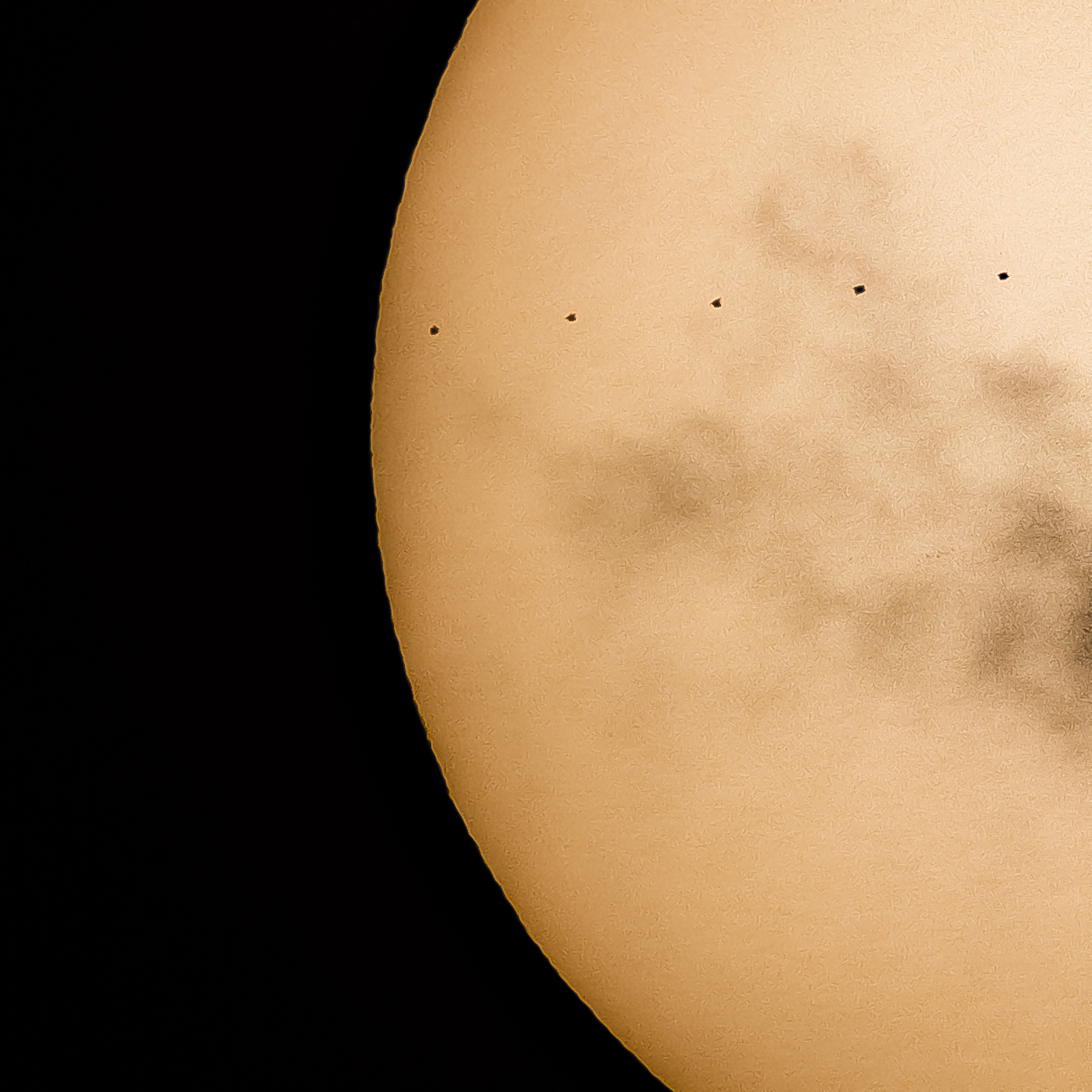 Transito solare della ISS