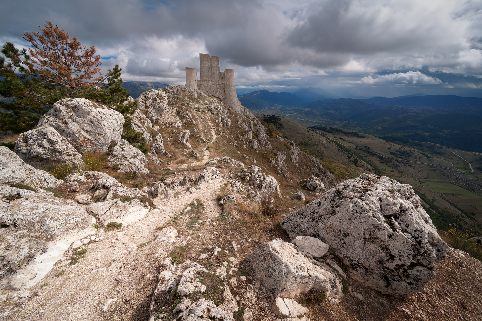 La strada verso la Rocca