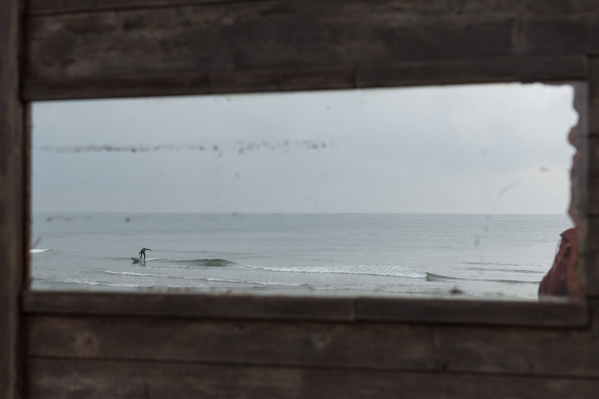 Surfing in a mirror