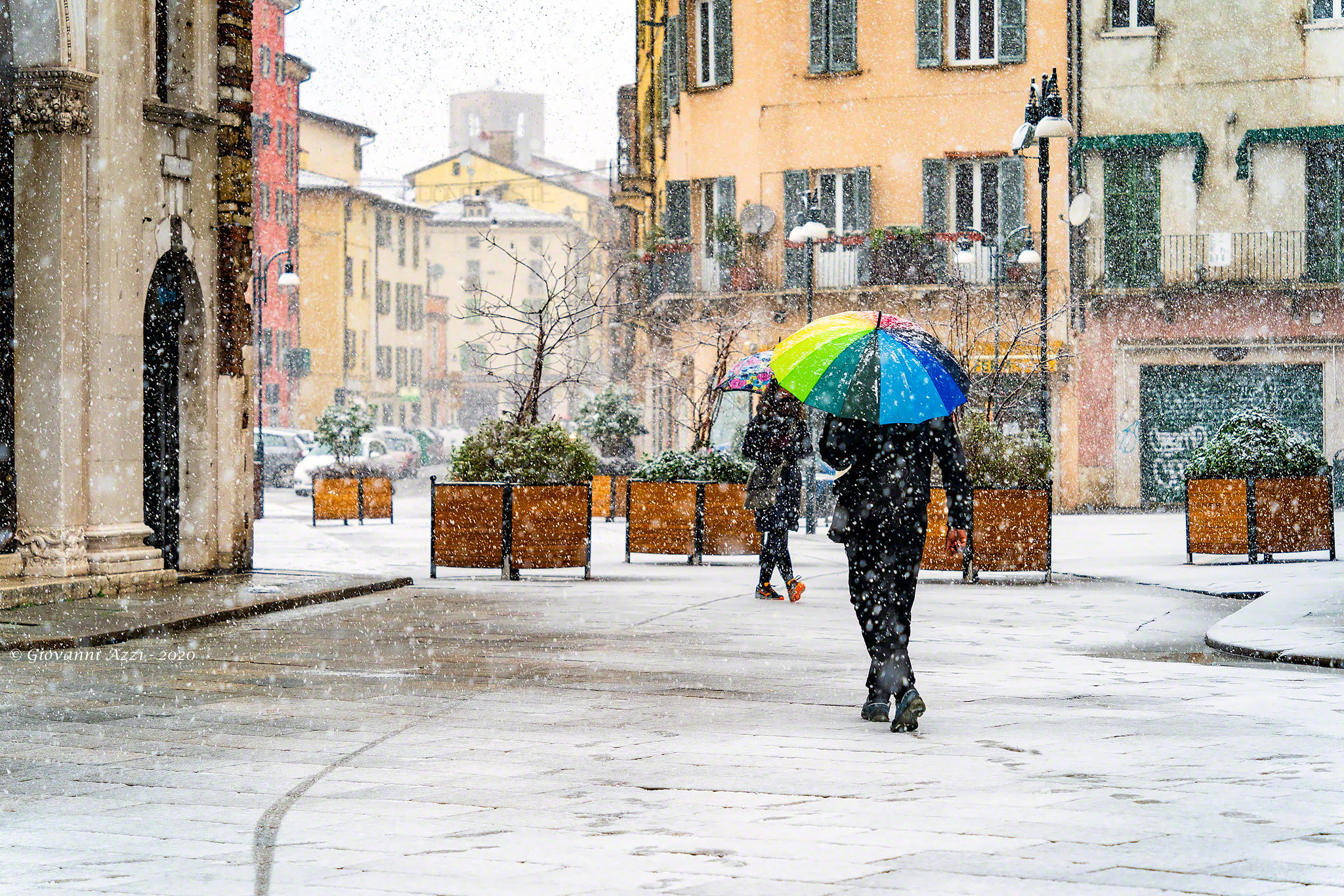 Camminando sotto la neve