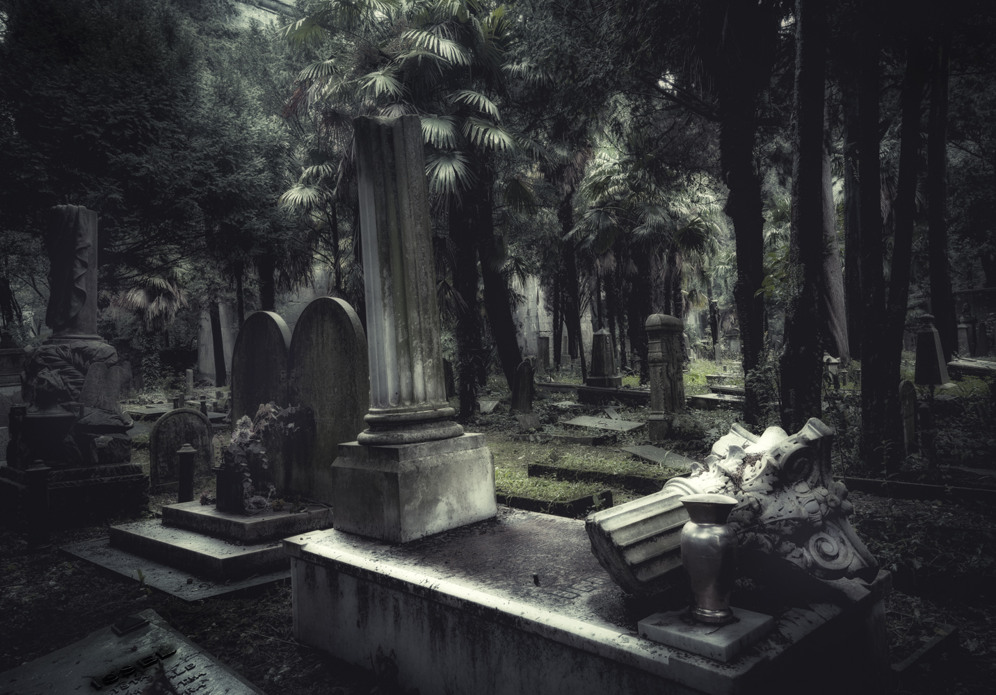 Semi abandoned Jewish cemetery