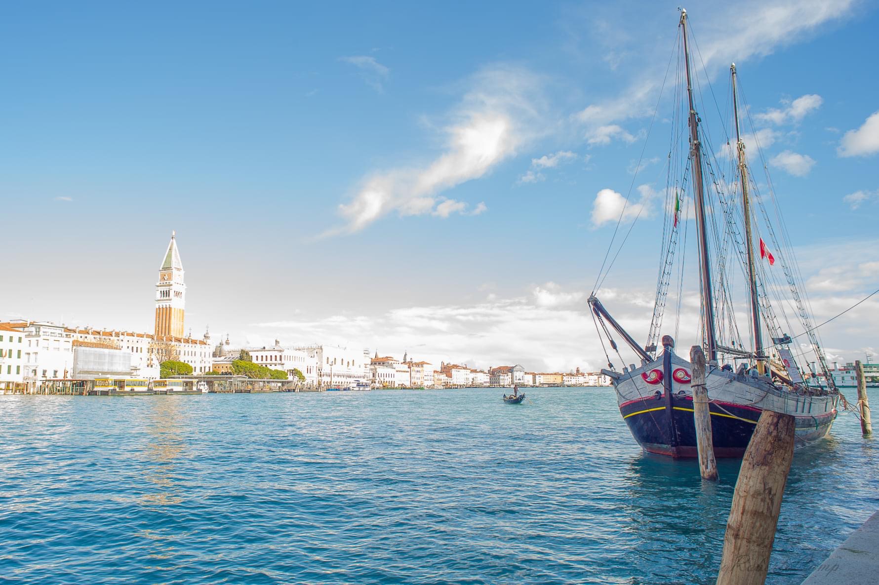 Venice, with the old Nikon UD 20 3.5