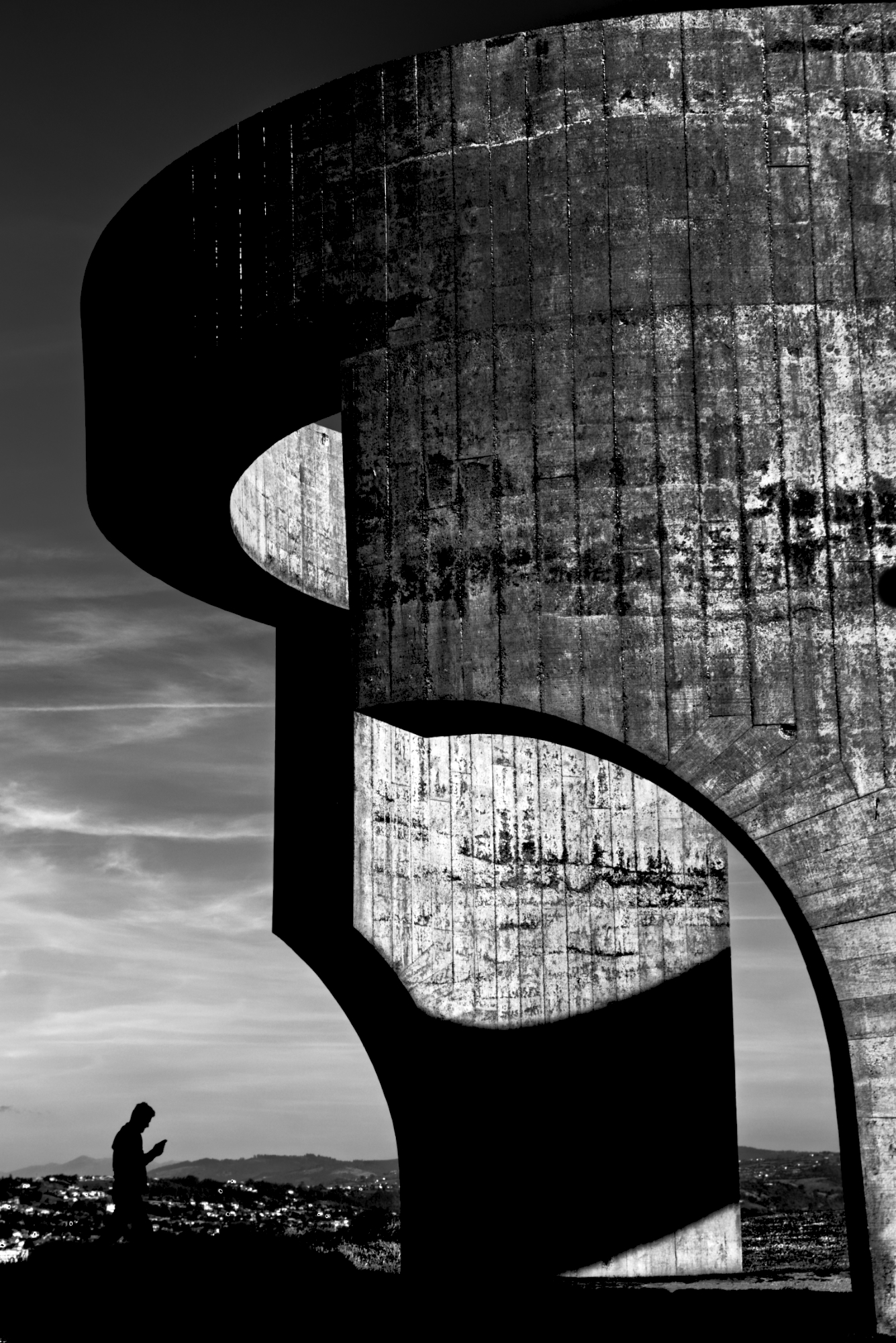 Quando si dice "Incombere"...!