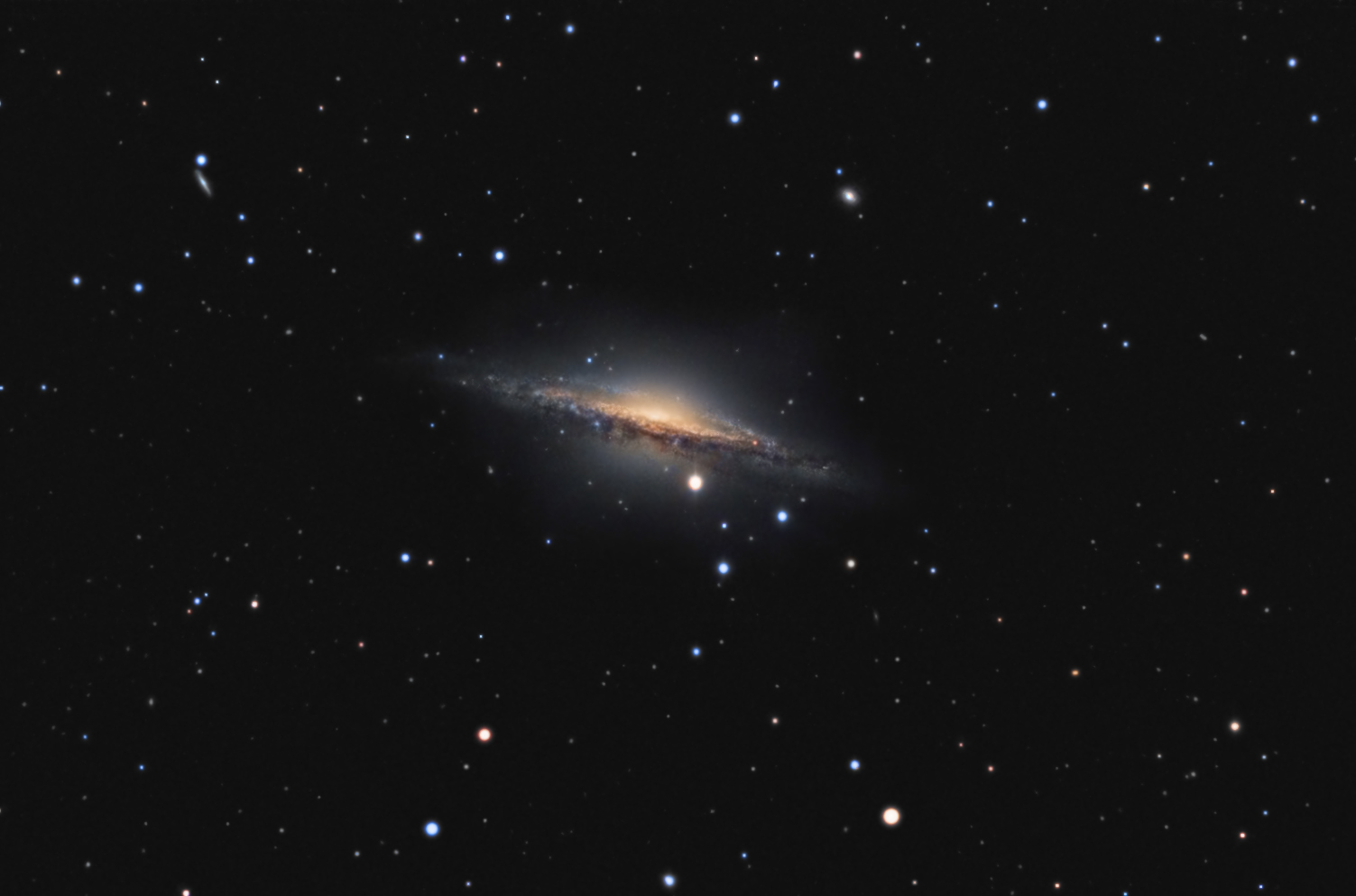 NGC 1055