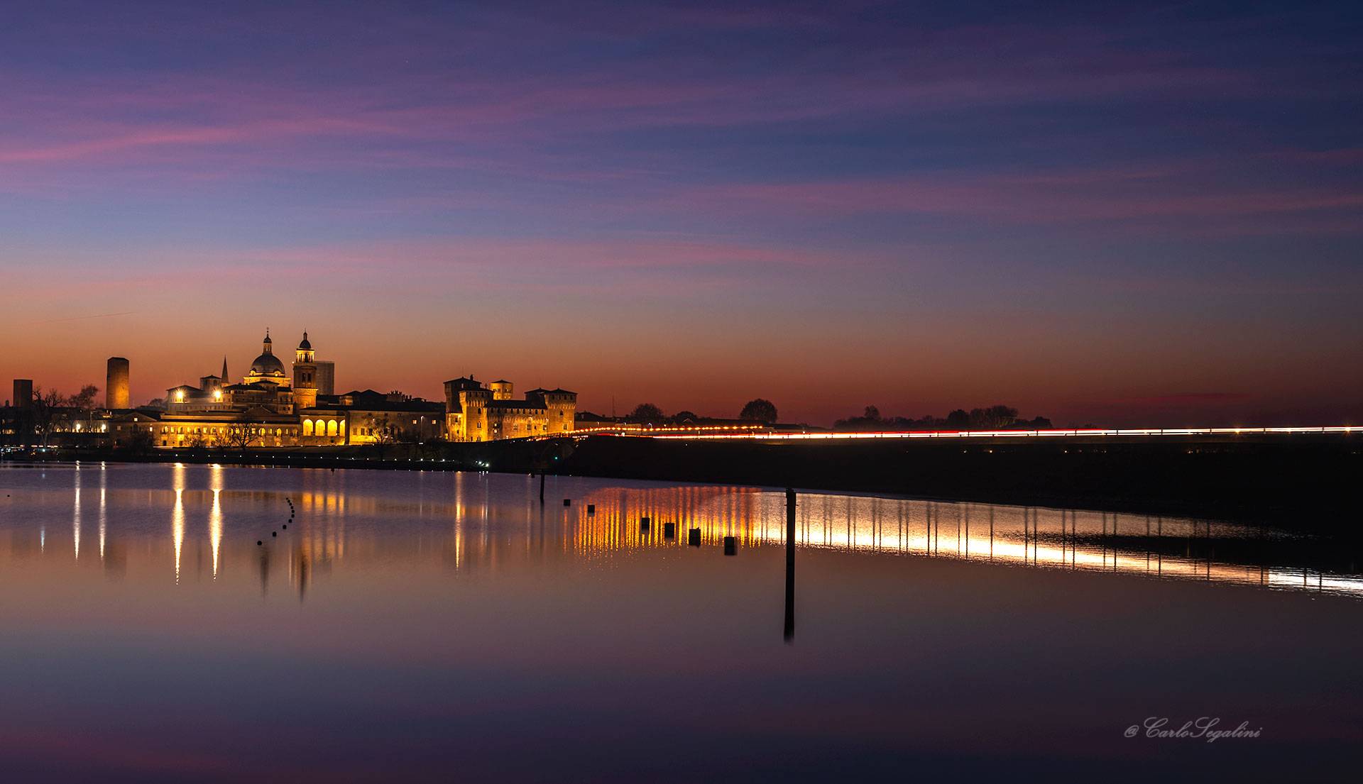 Non c'è luce senza oscurità.