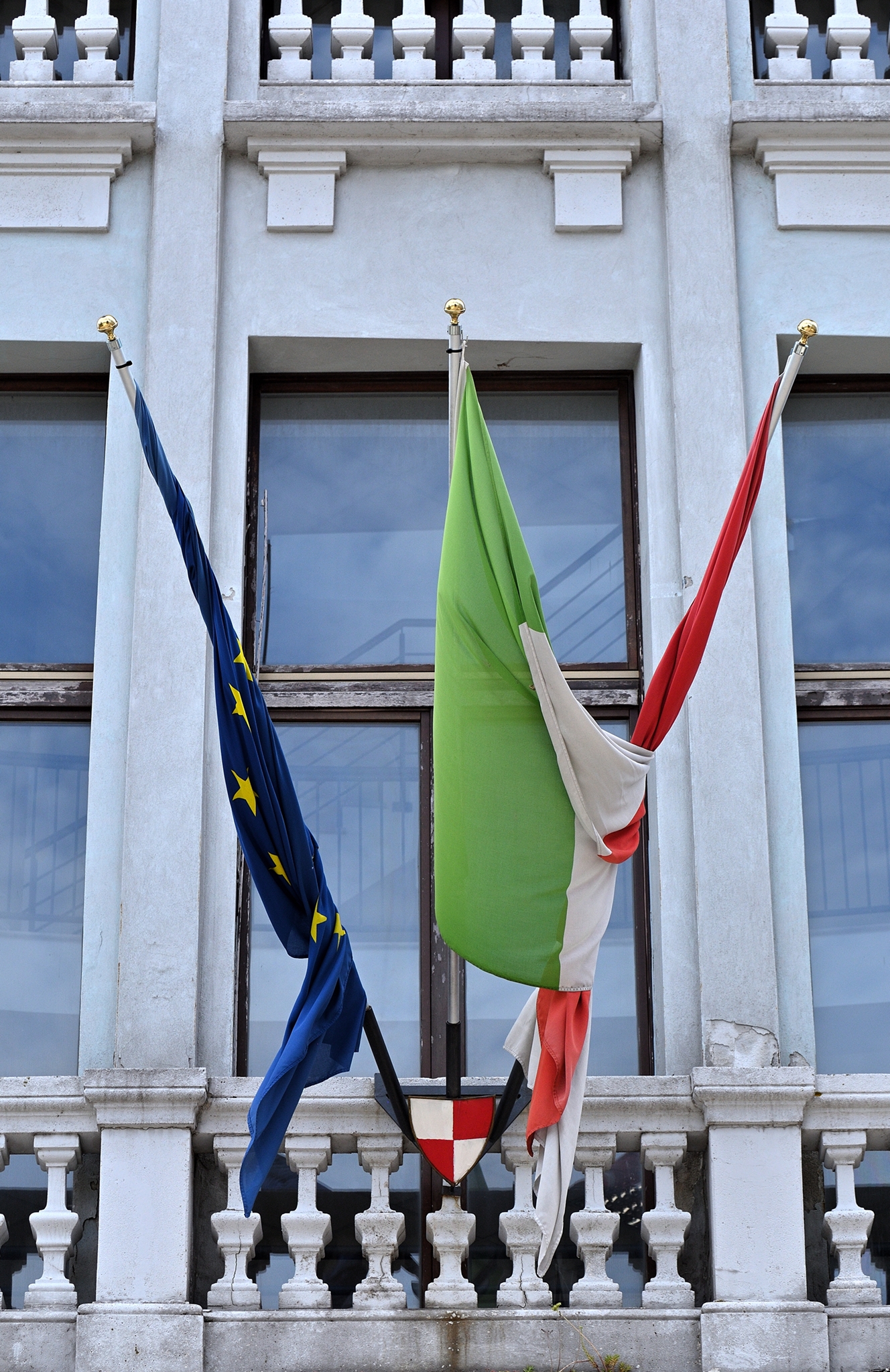 Italia ingarbugliata...