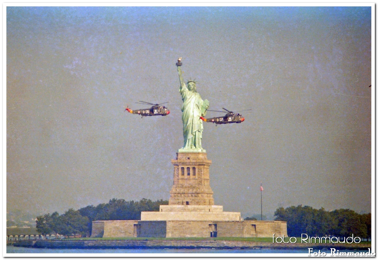 Italian Navy helicopters in New York