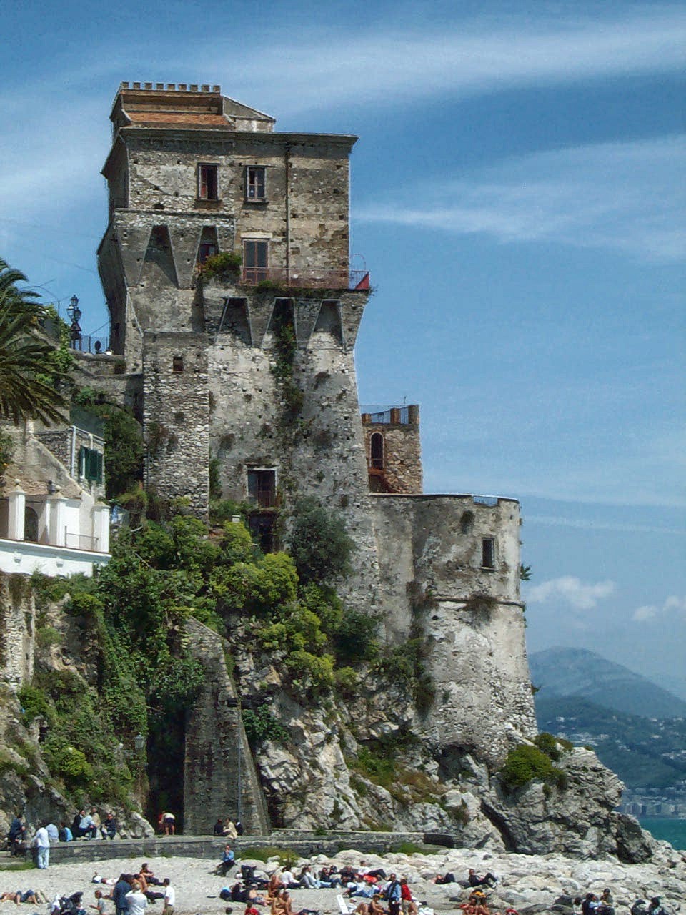 La Torre di Cetara al mattino