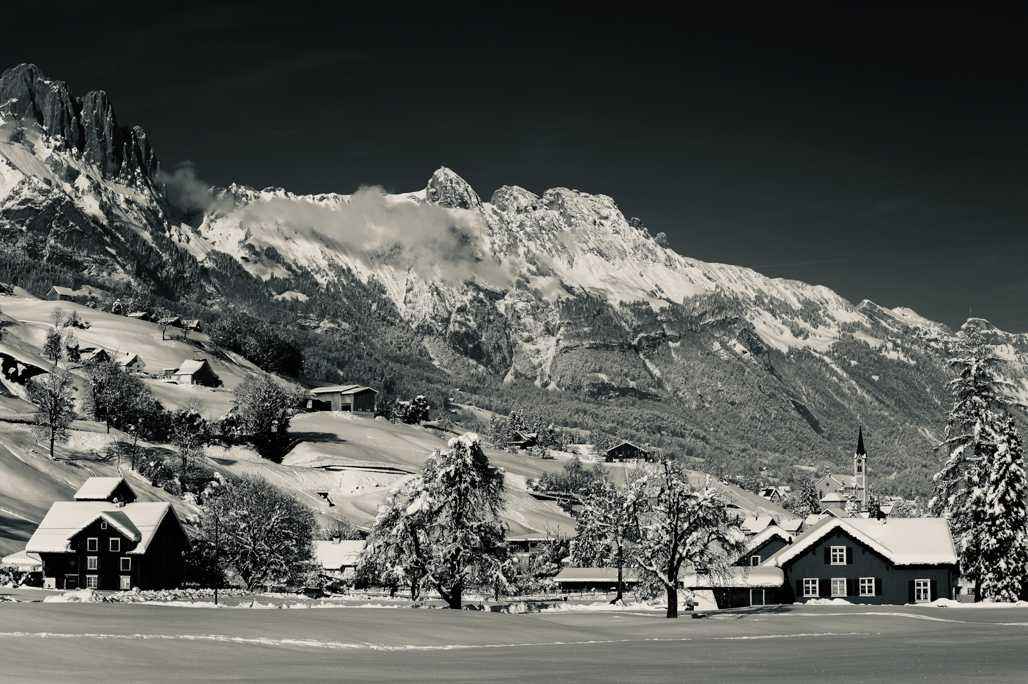 What a snowfall at home (Gams-CH)