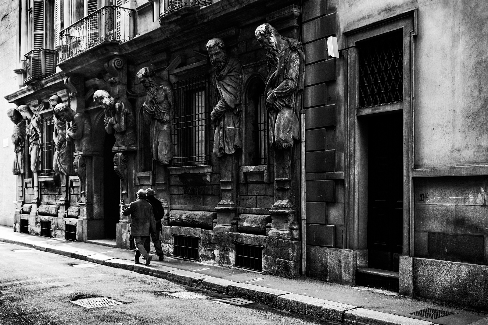 Milano - Casa degli Omenoni