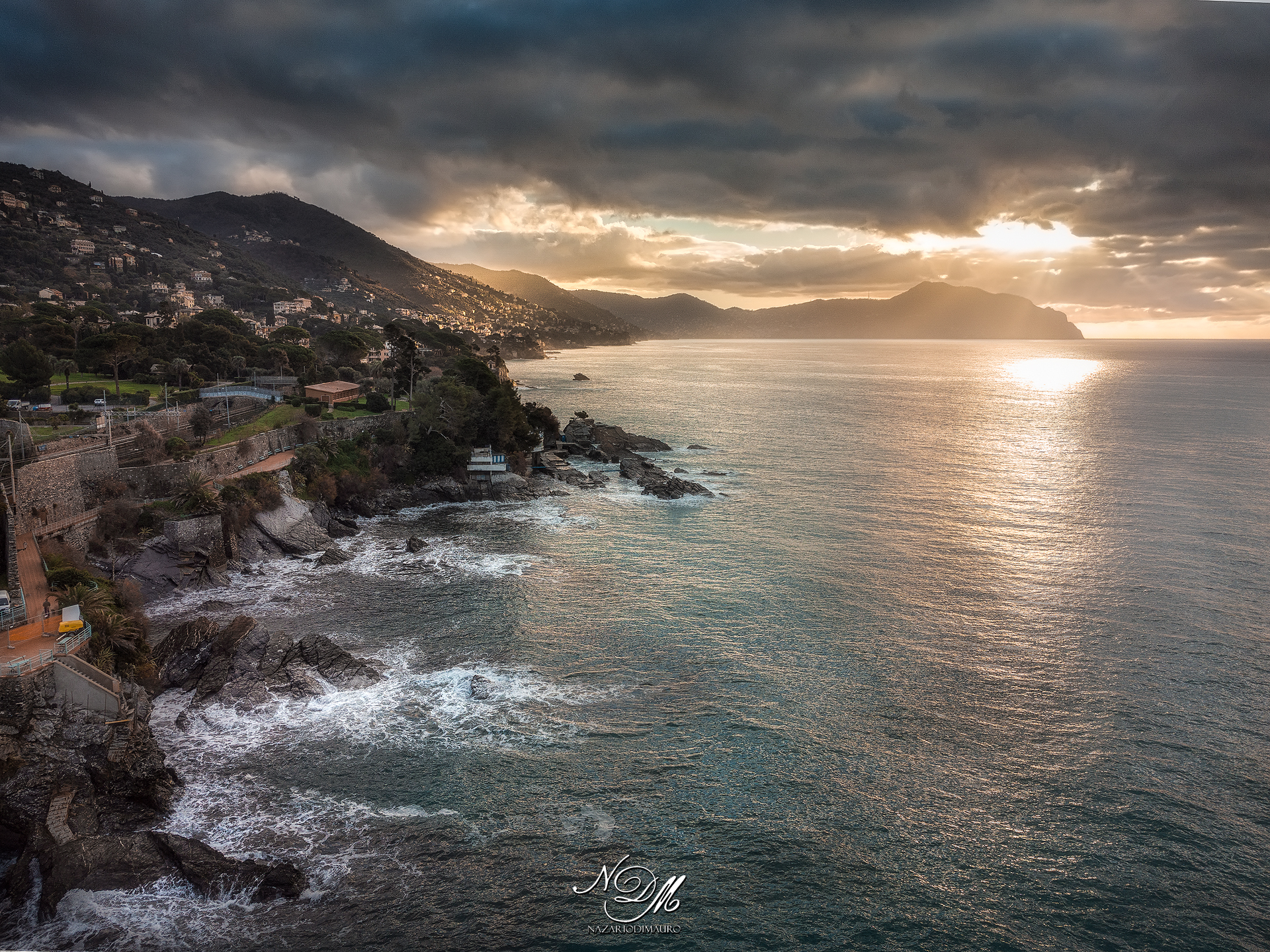 Il sole si alza e i colori si accendono...