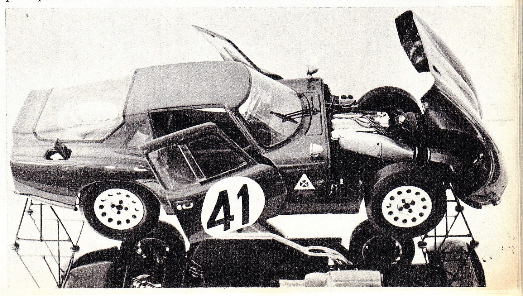 Alfa TZ2 magazine scan 1967