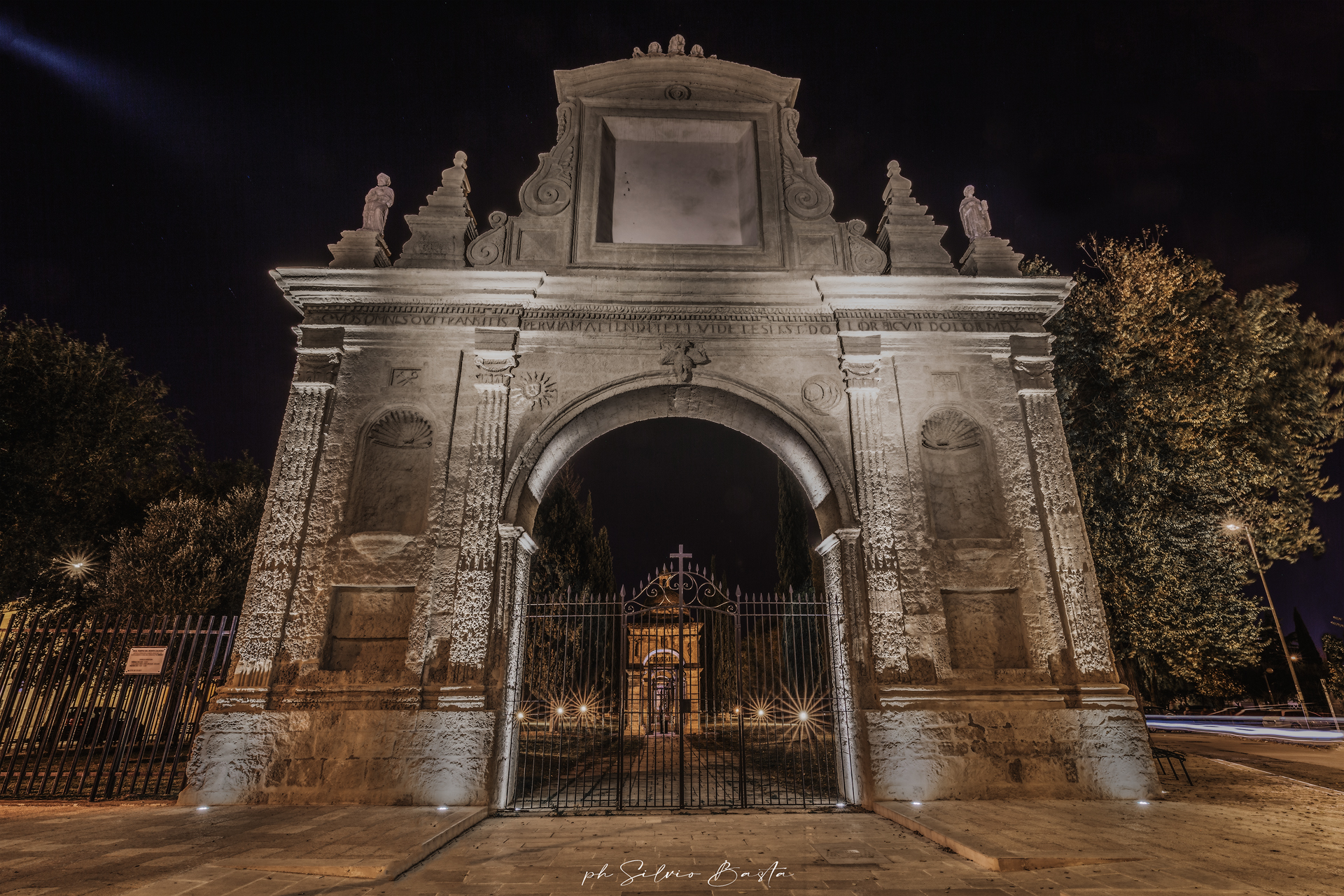 church shape of crosses