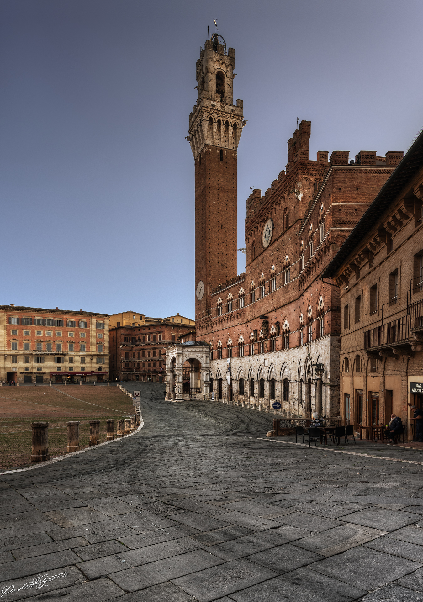Eat Tower, Siena