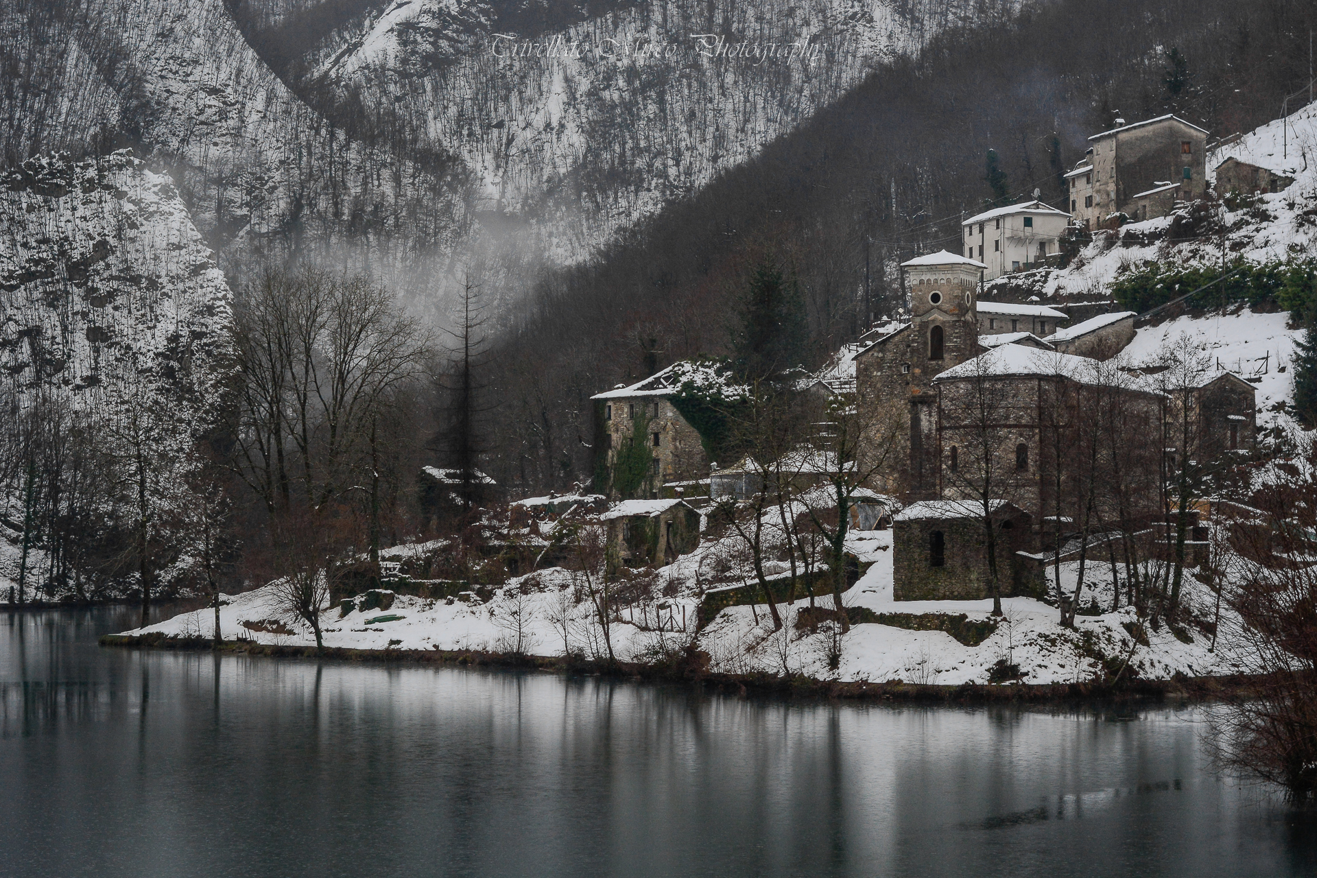 Borgo dell'Isola Santa