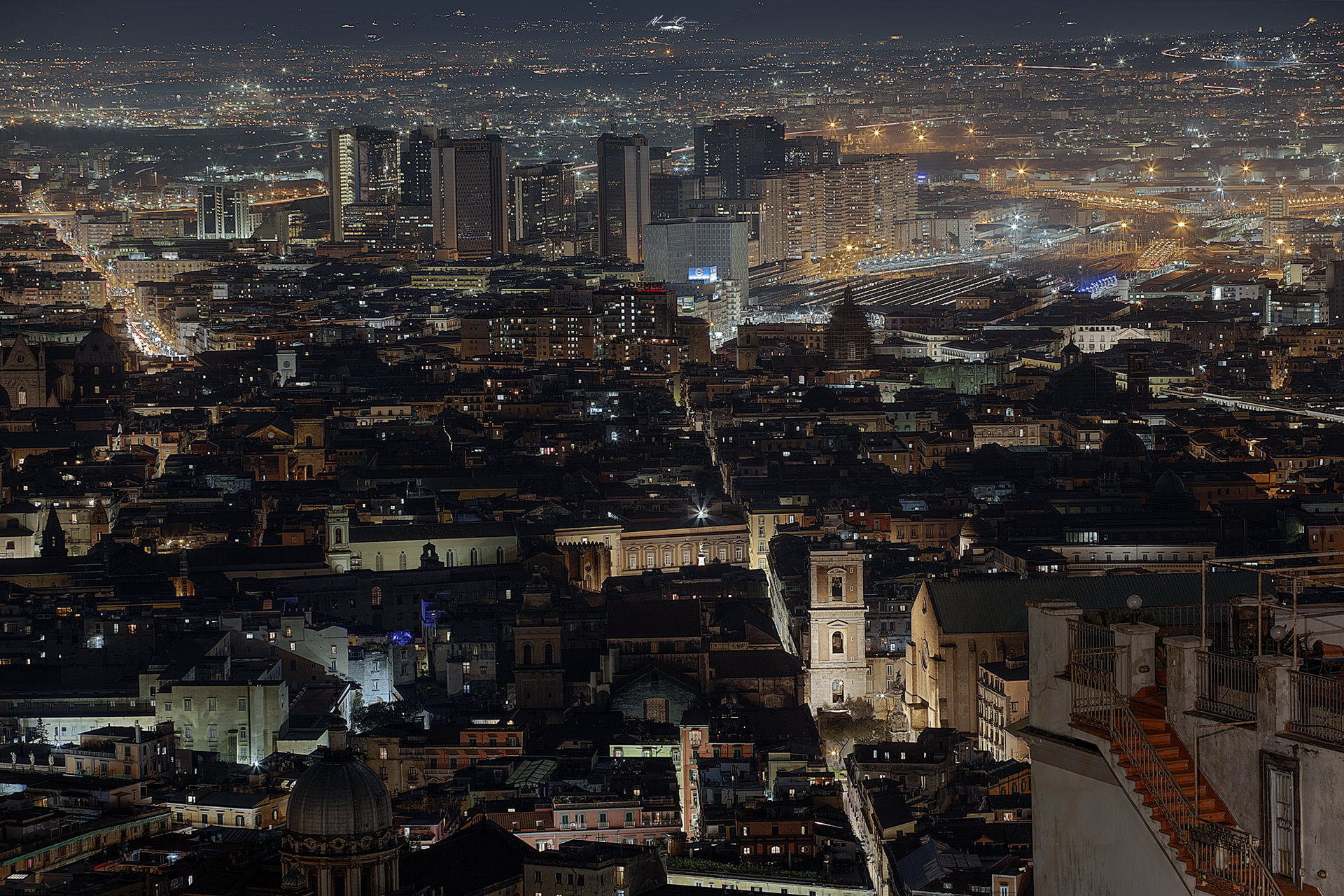 Spaccanapoli in the night