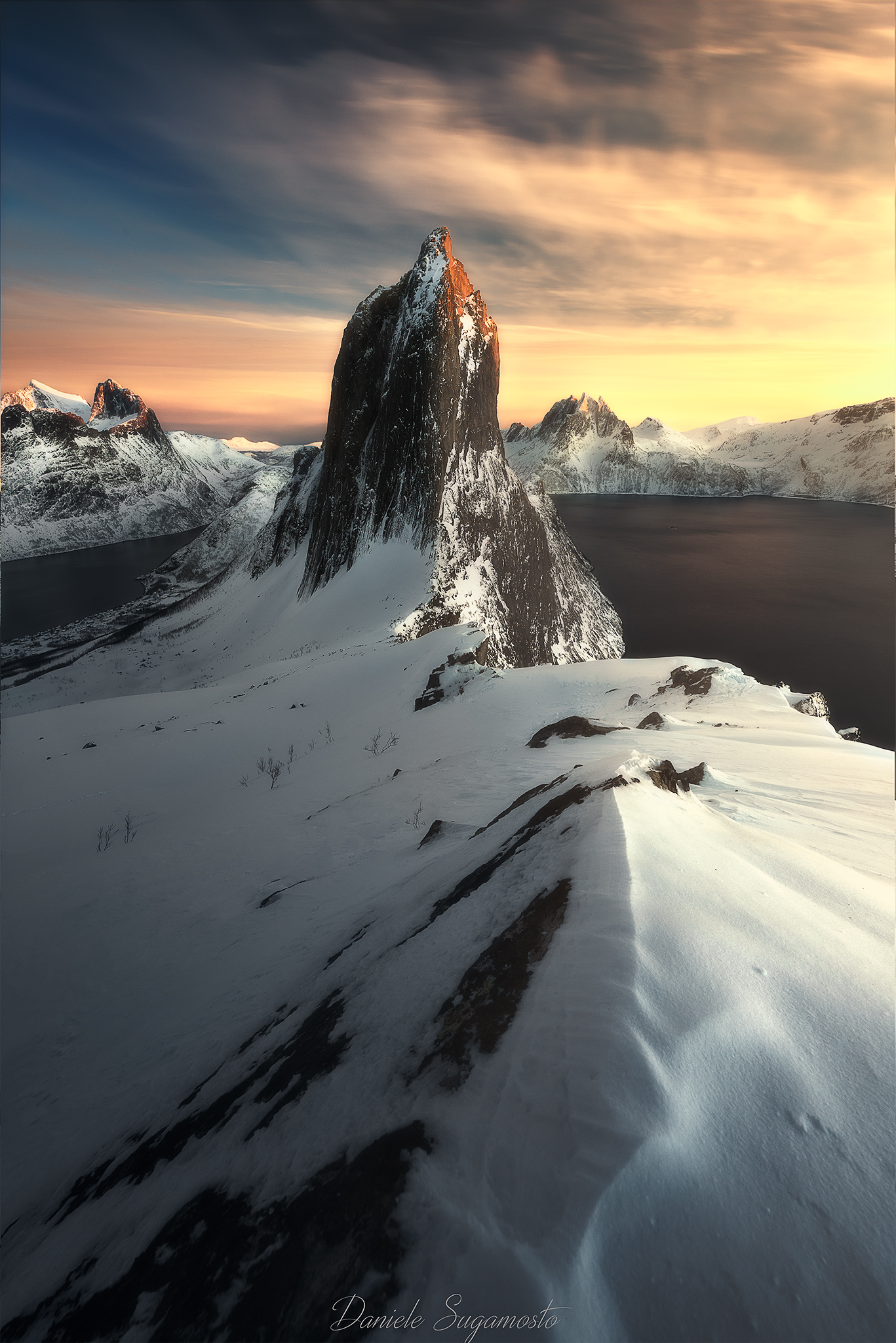 Tramonto penisola di Senja