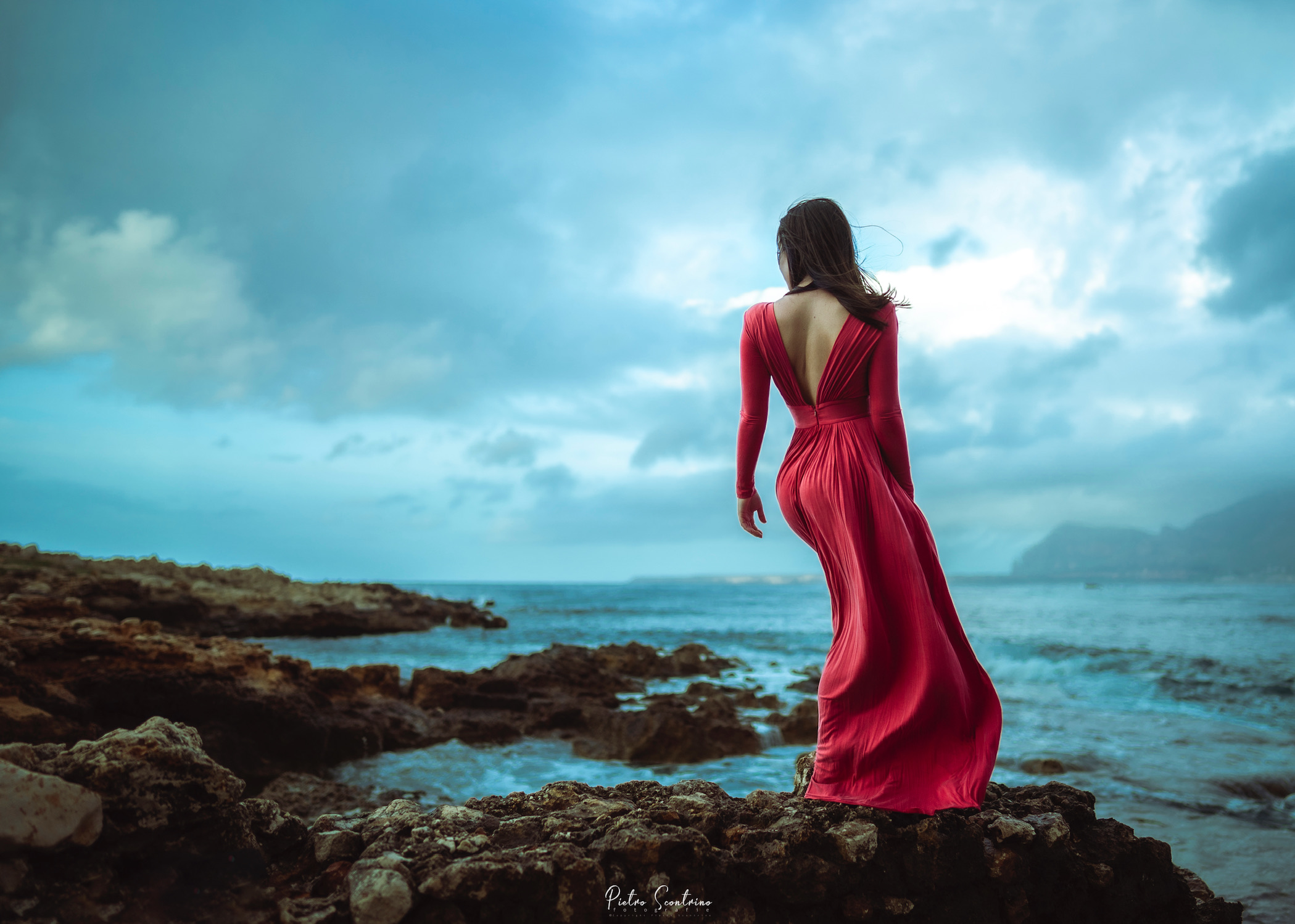 Forget looking at the sea