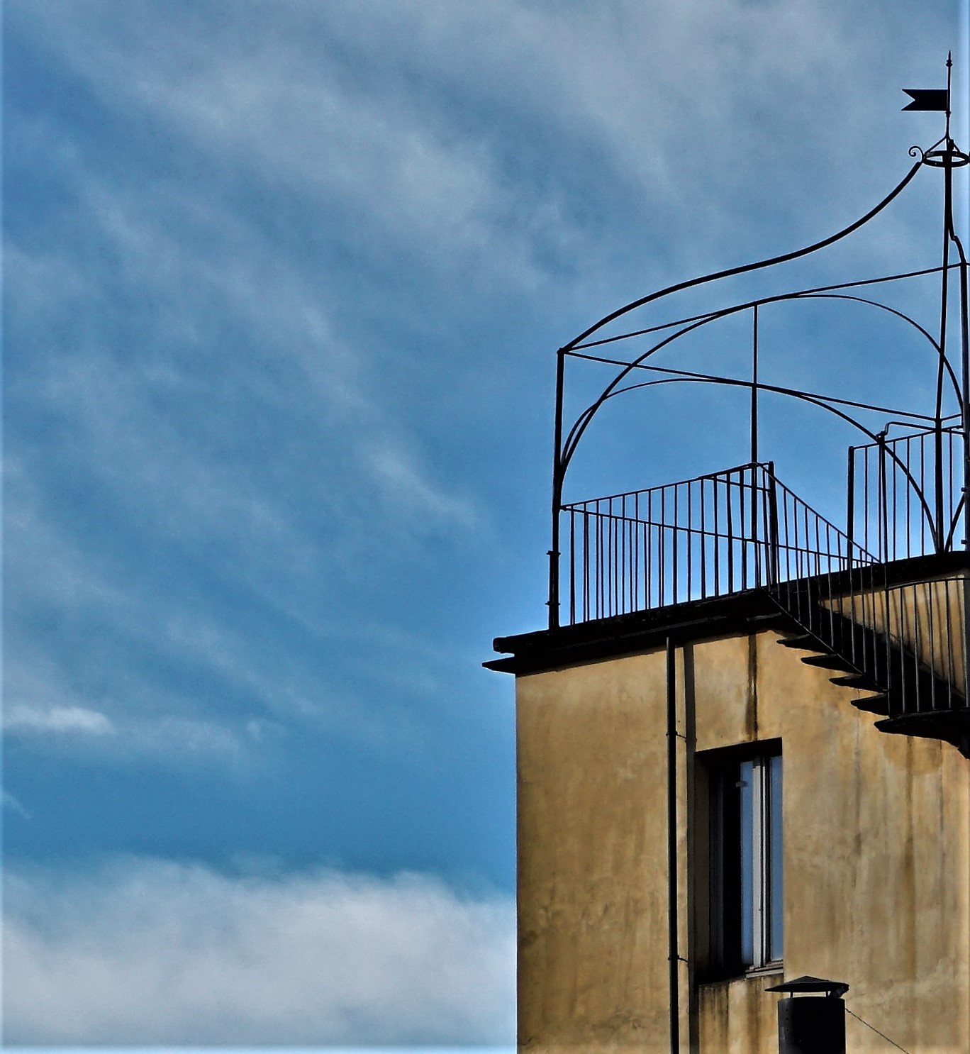 Turret portion