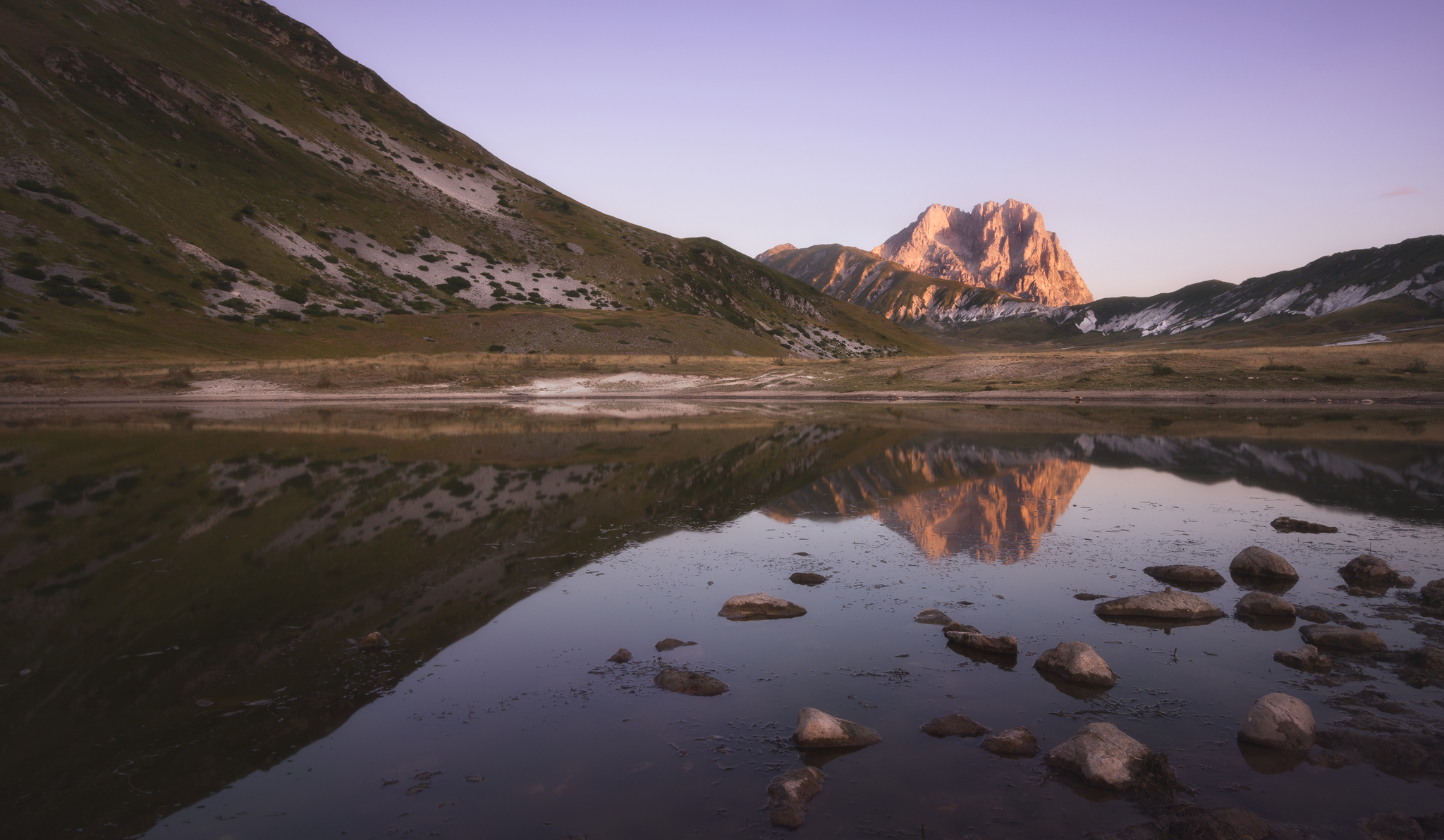 The Gran Sasso is mirrored