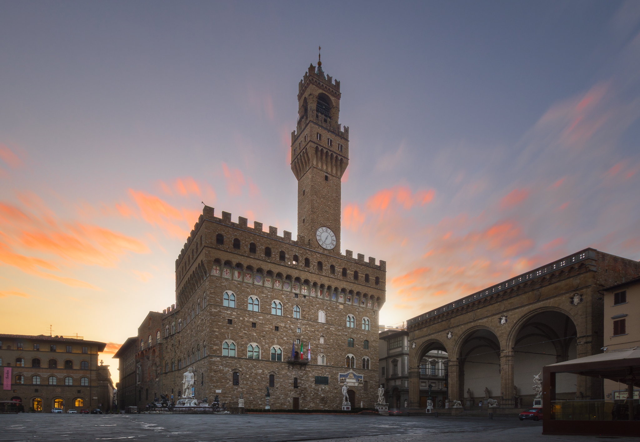 Sunrise in Piazza della Signoria