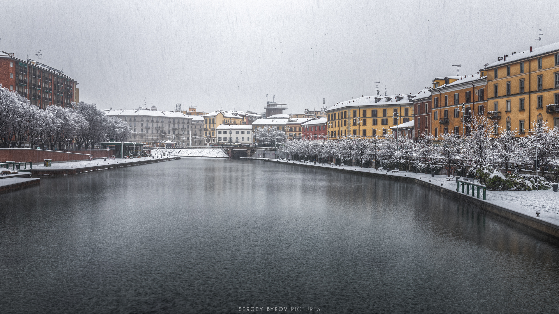 Snowy Dock Milan