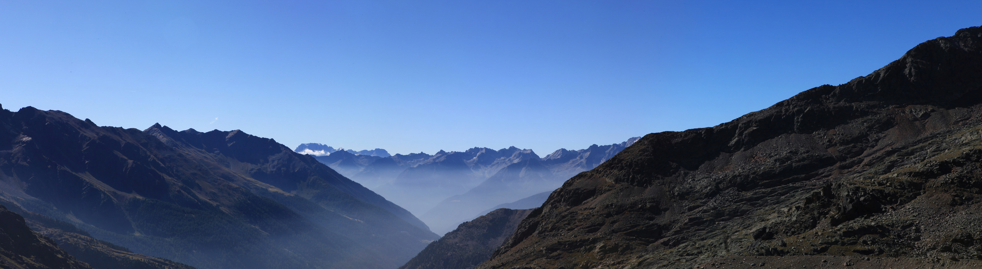 Val Venezia  verso il Rifugio Larcher