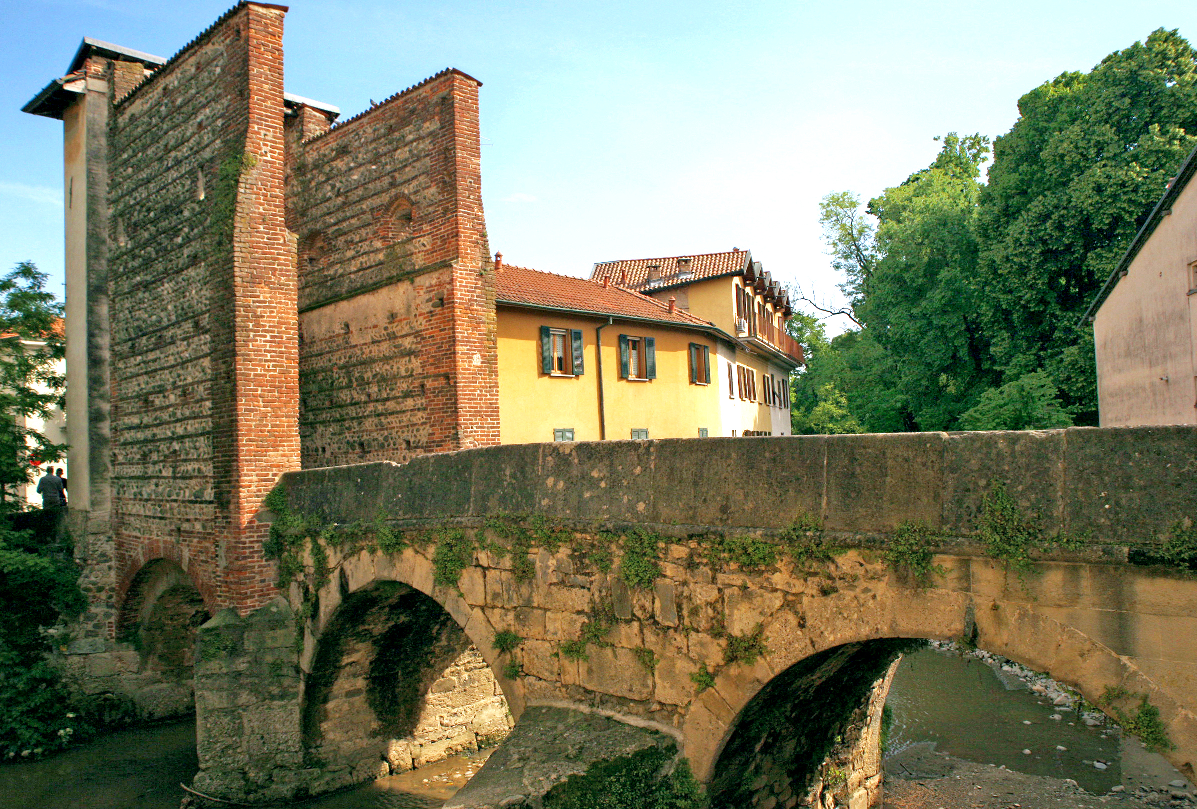 MB Vimercate - ponte  romano sulla  Molgora