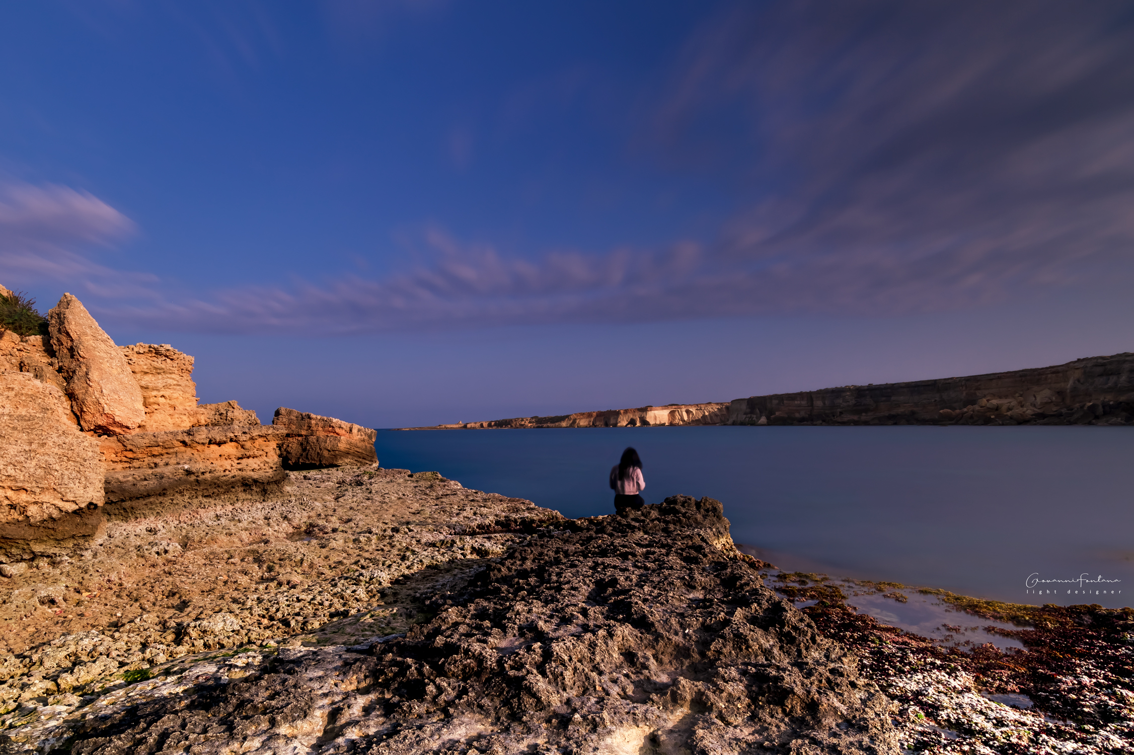 Immersa nei pensieri