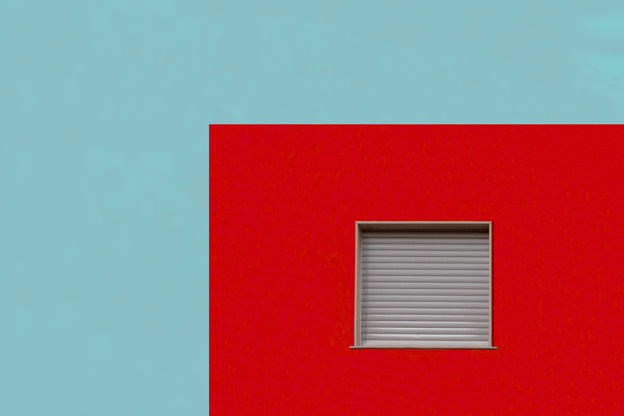 Minimal in rosso
