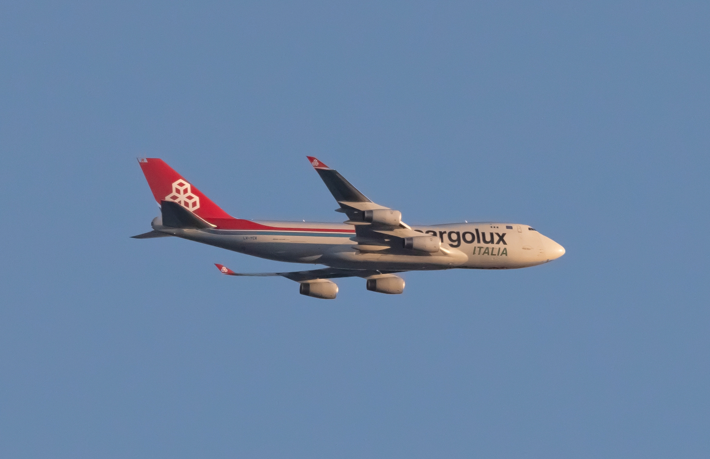 aereo lx-ycv boeing 747-4r7f cargolux italia 15/03/2021